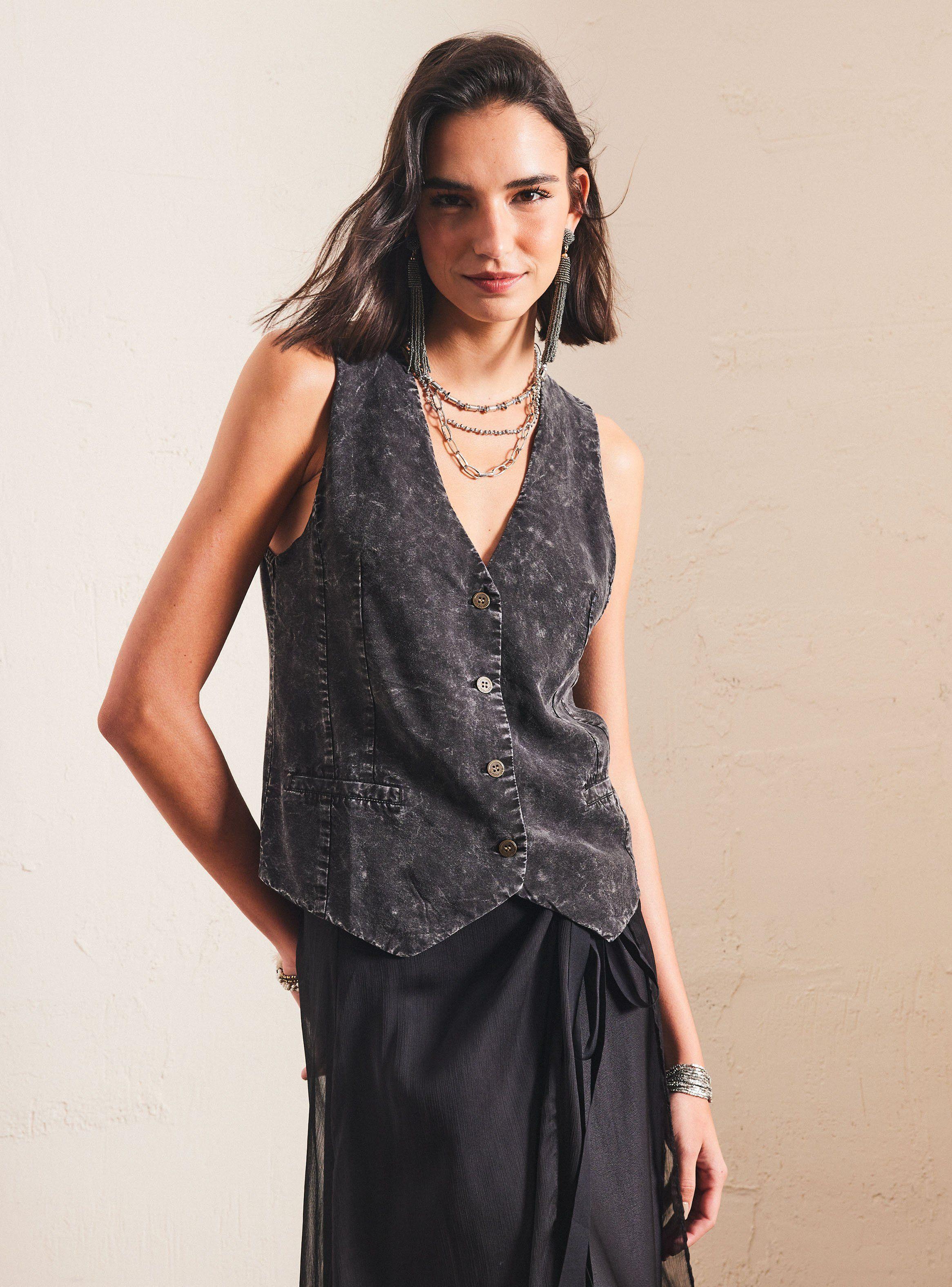 Blusa Tipo Gillet con Botones y Proceso-0