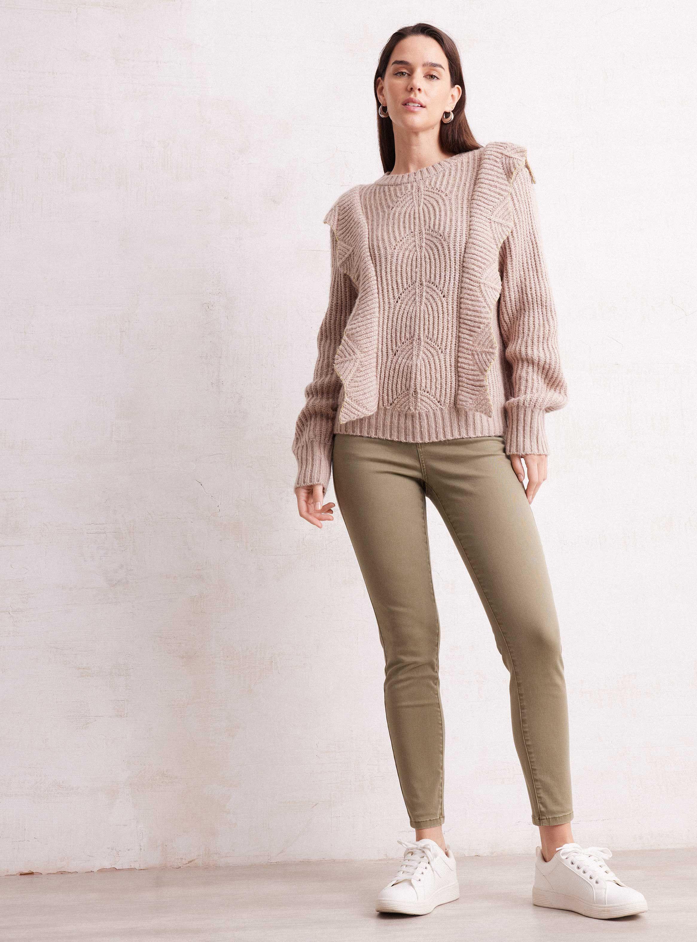 Sweater Cálido con Vuelo Vertical y Terminación Metalizada-4