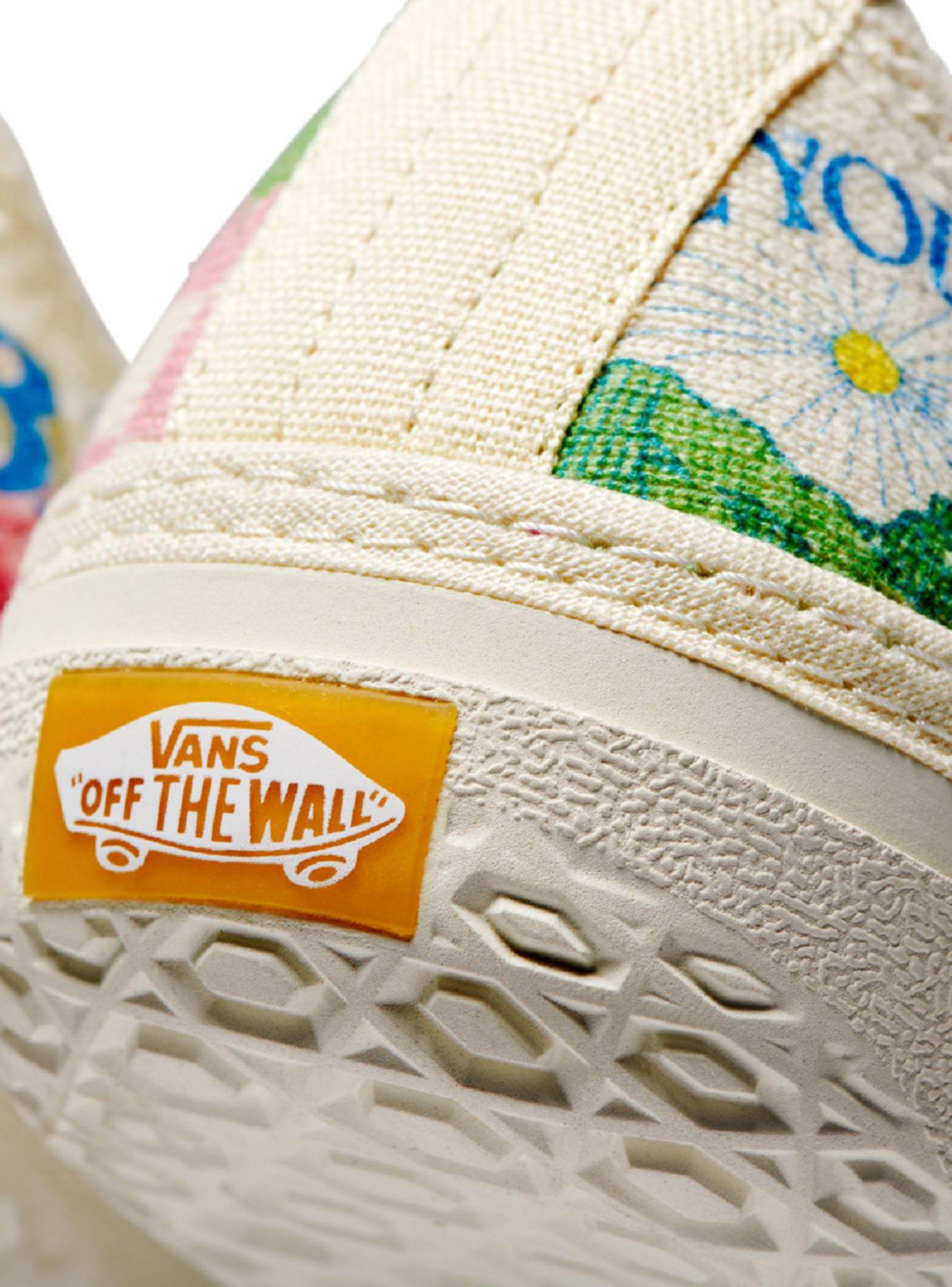 Zapatilla Urbana Design Circle Vee  Eco Positivity Mujer-3