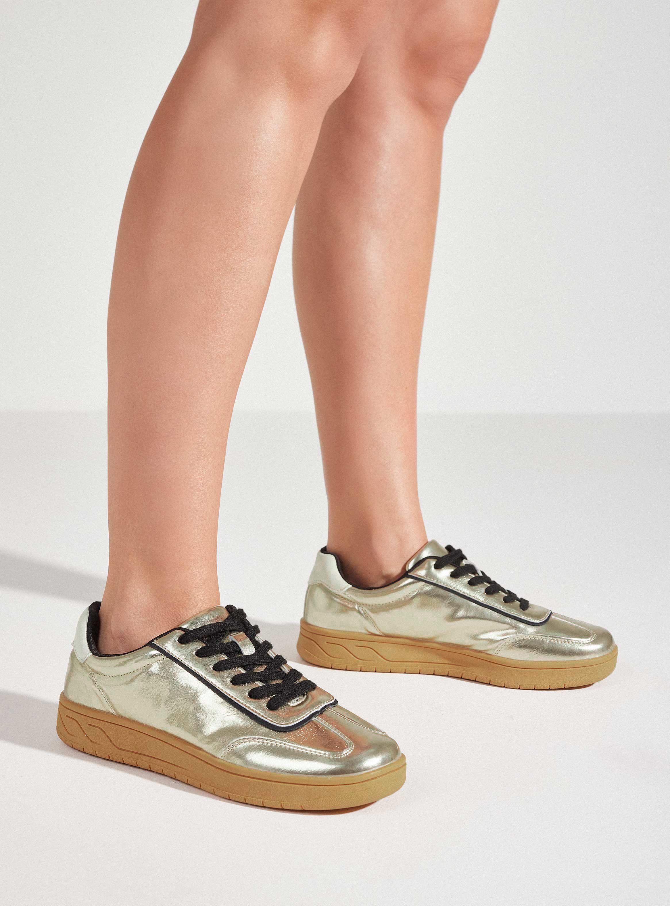 Zapatilla Urbana Retro Mujer-0