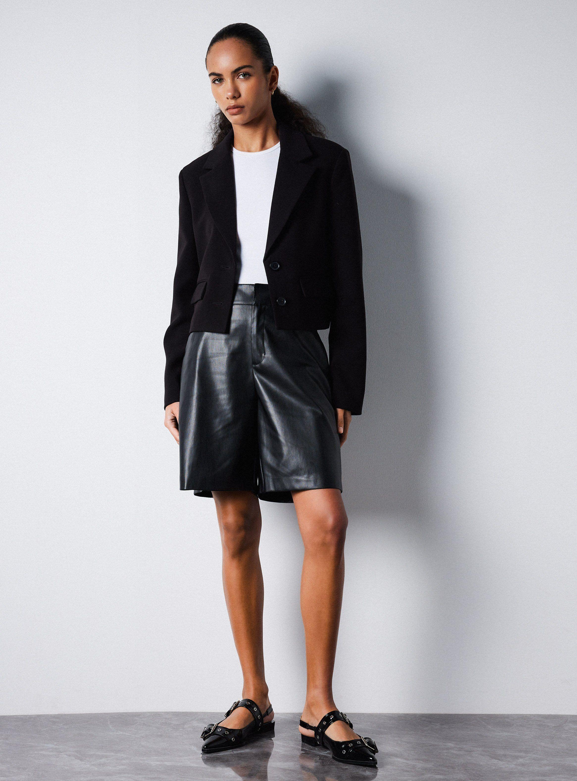 Blazer Corto con 2 Botones-4