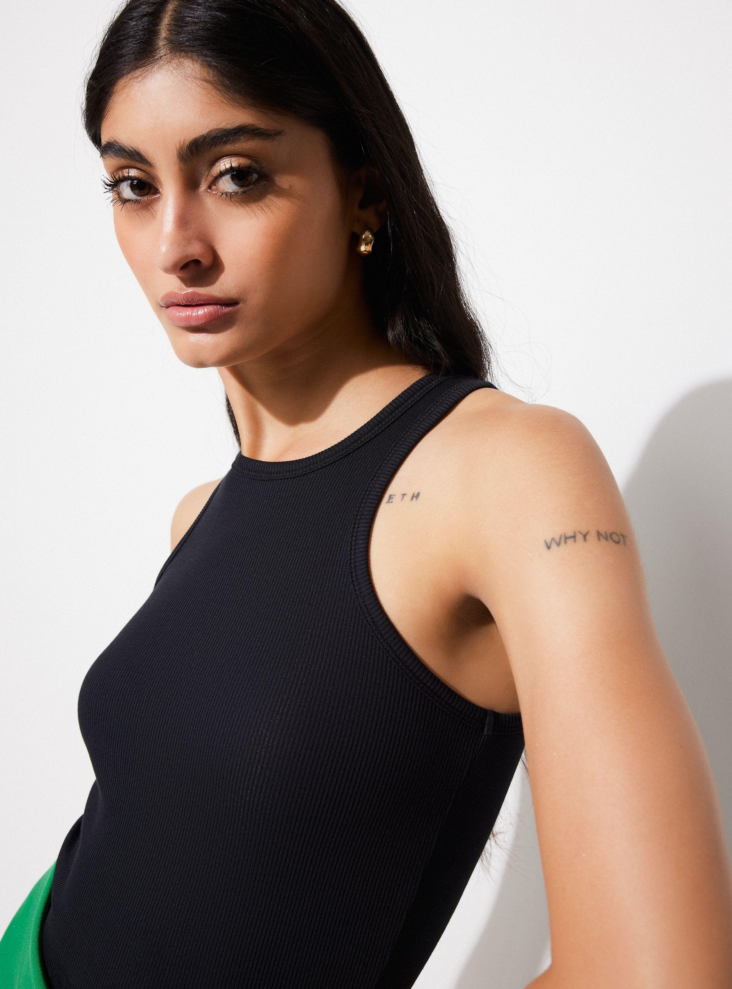 Polera Musculosa Acanalada Tipo Halter-2