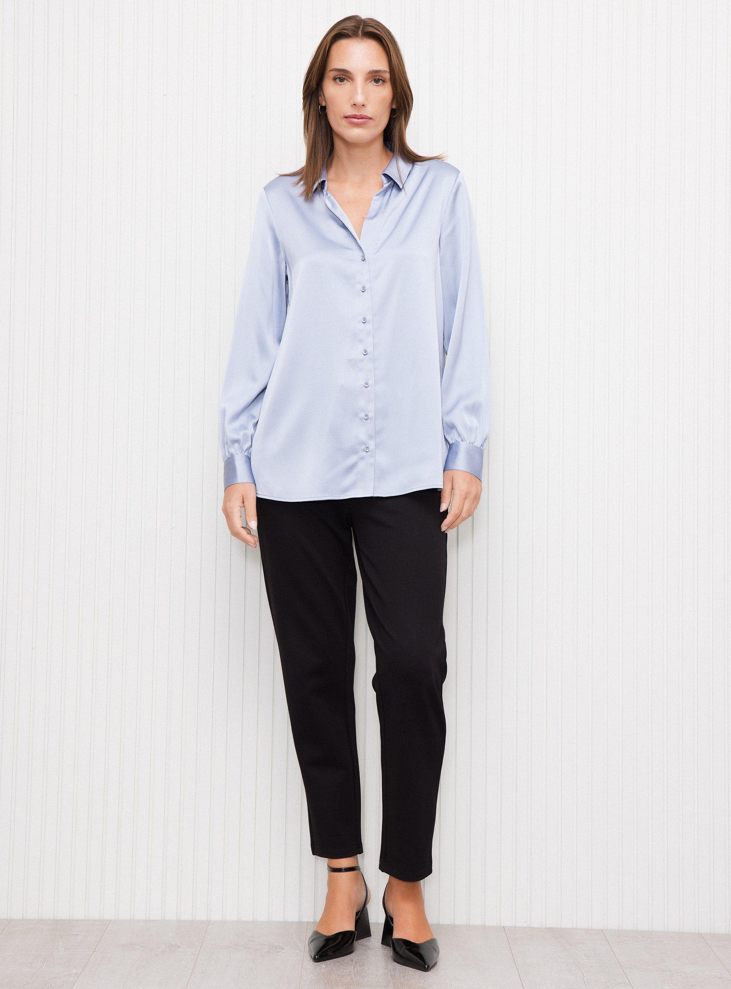 Blusa Abotonada con Manga Larga y Puños-4