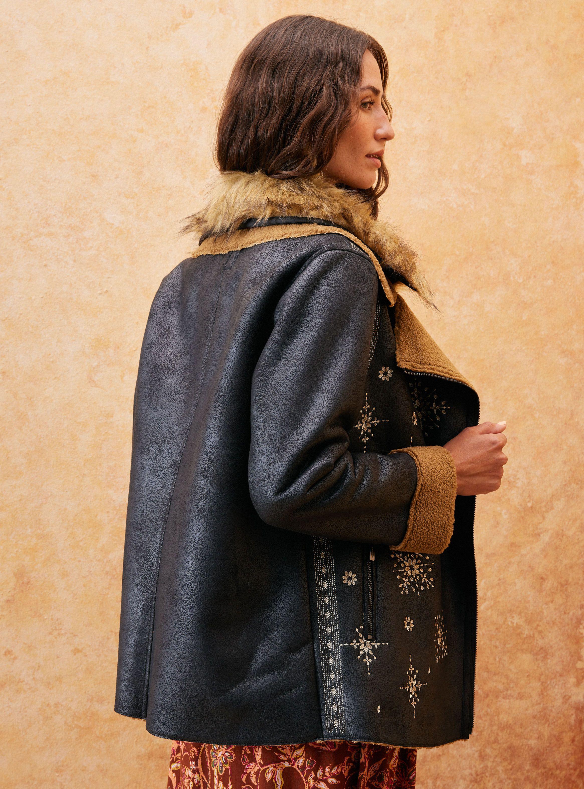 Chaqueta Bordados en Hilo de Lurex y Piel Desmontable-1