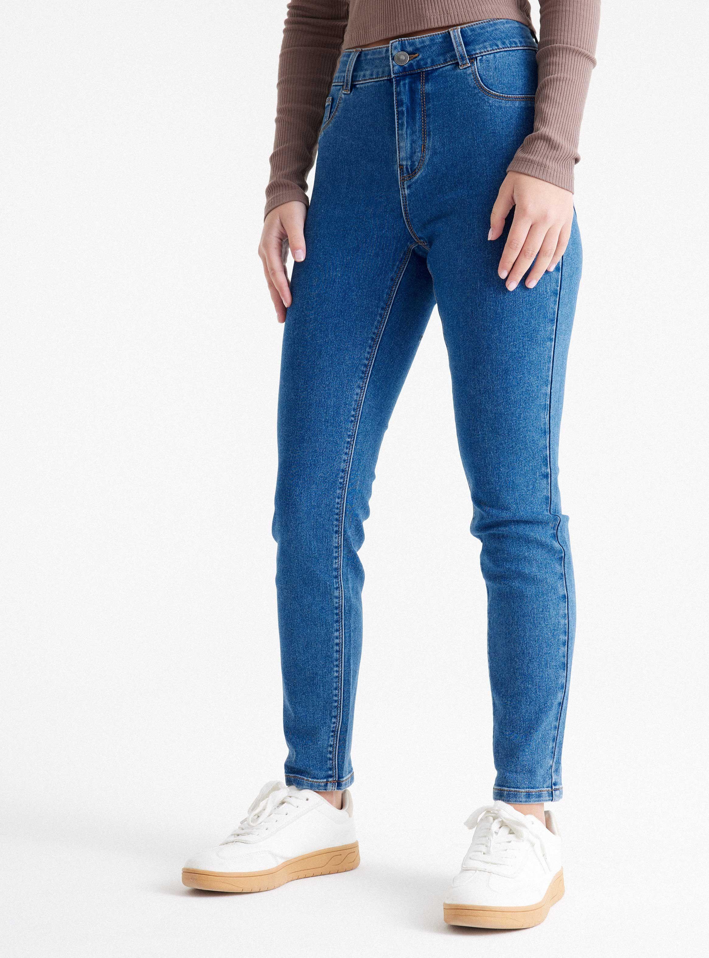 Jeans Super Skinny Básico-0