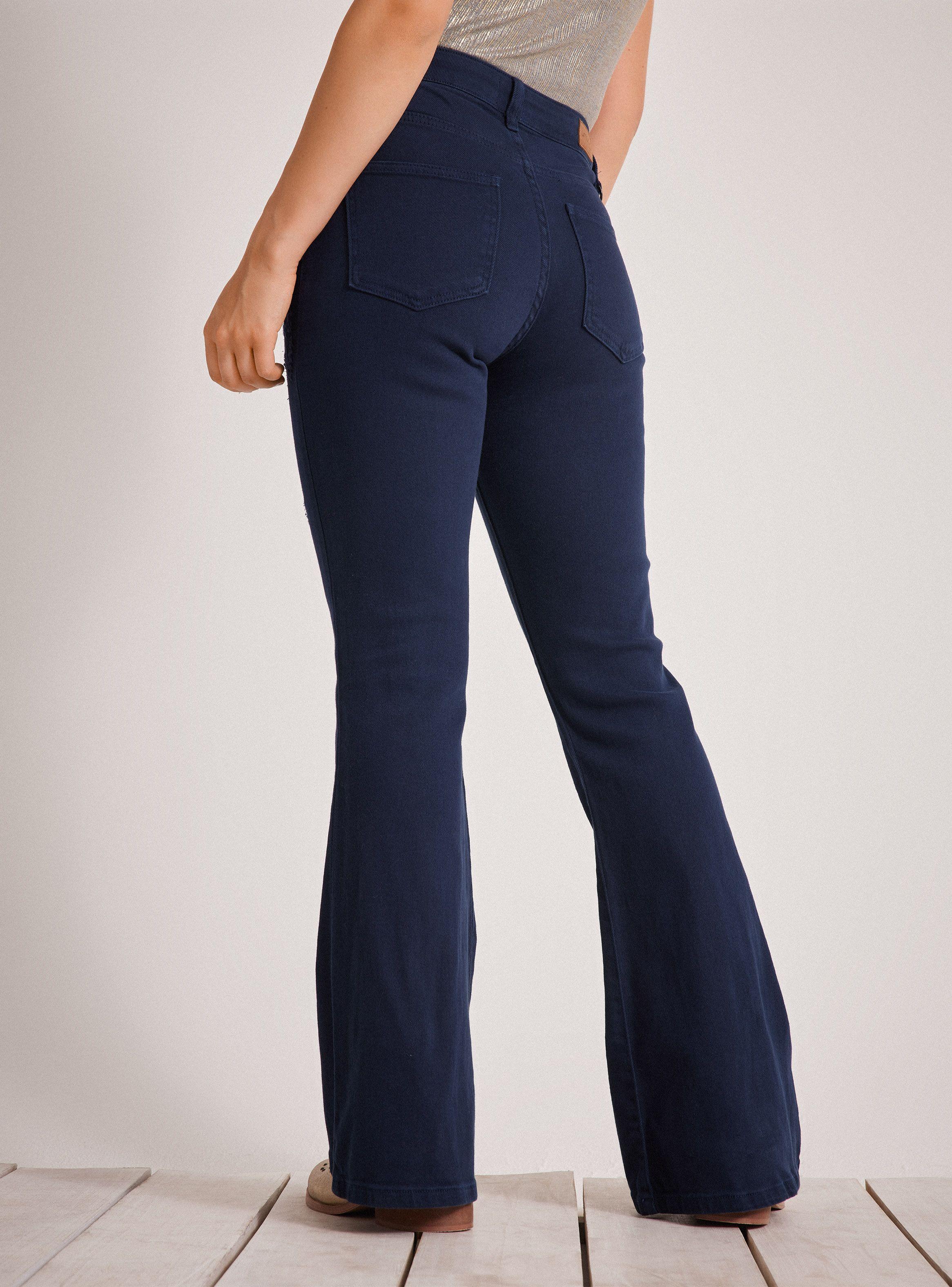 Jeans Bordados al Tono-1