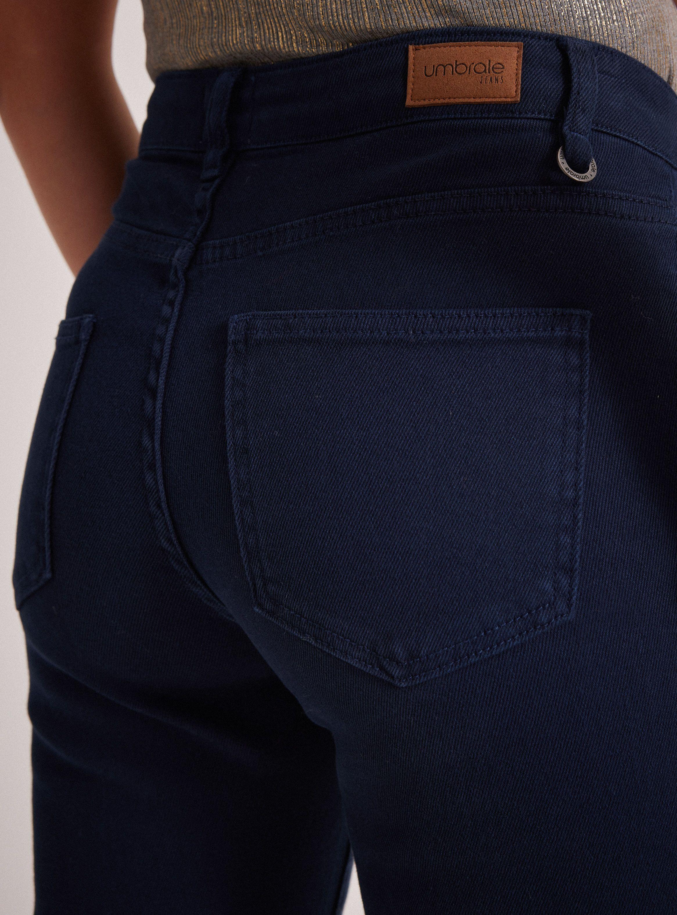 Jeans Bordados al Tono-3