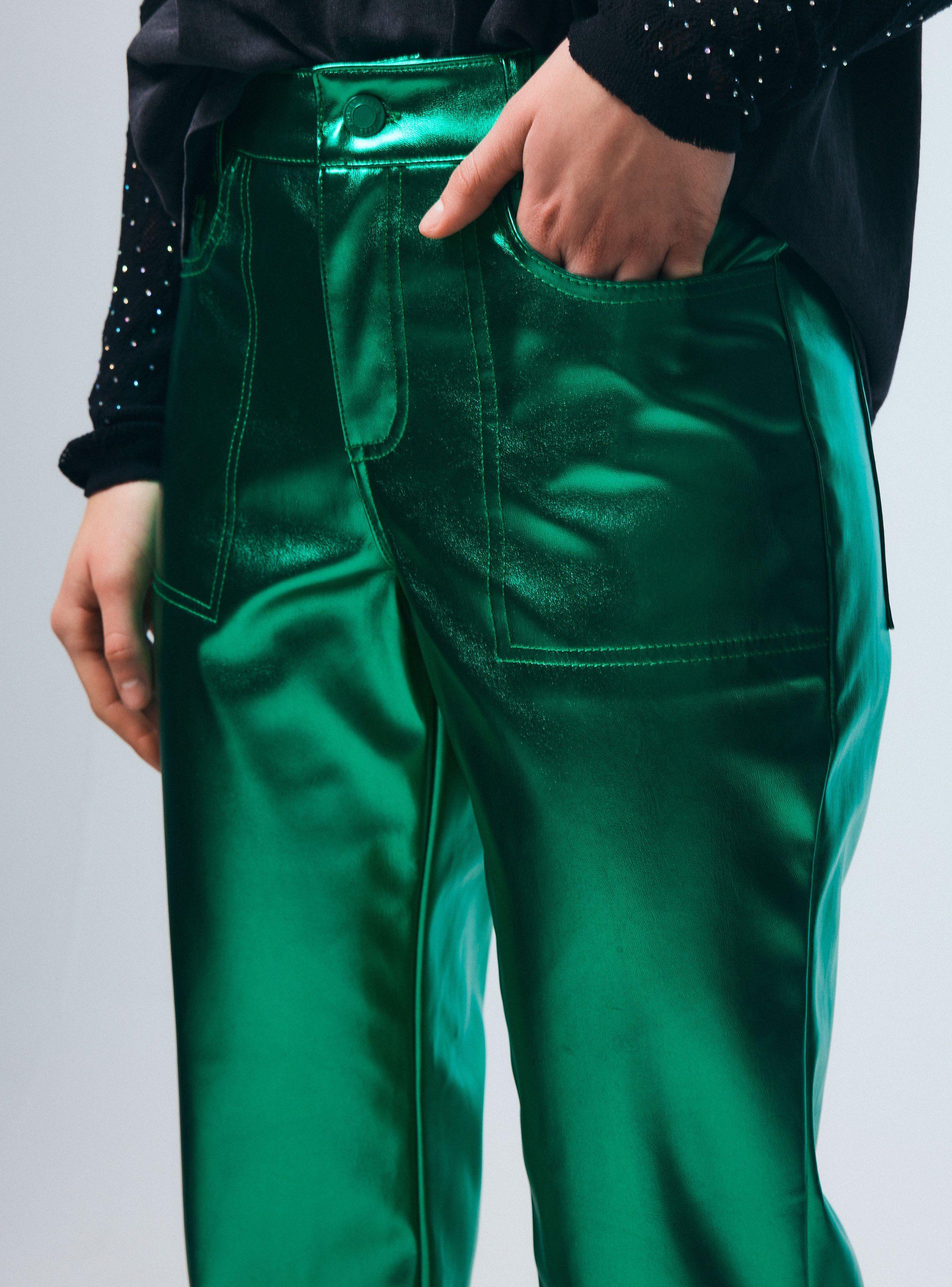 Pantalón Efecto Cuero Metalizado-2