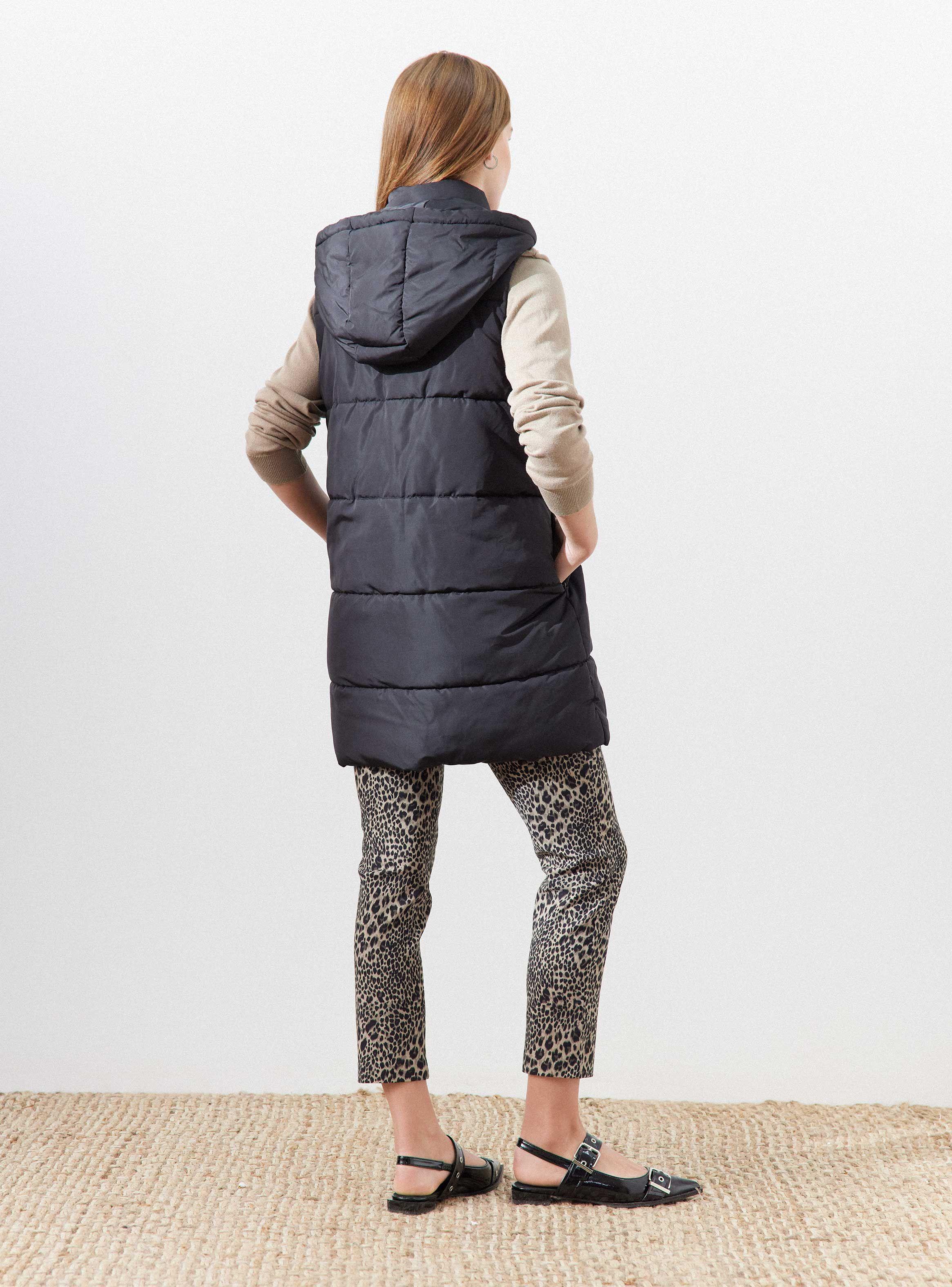 Parka Larga con Capucha Slim Fit-5