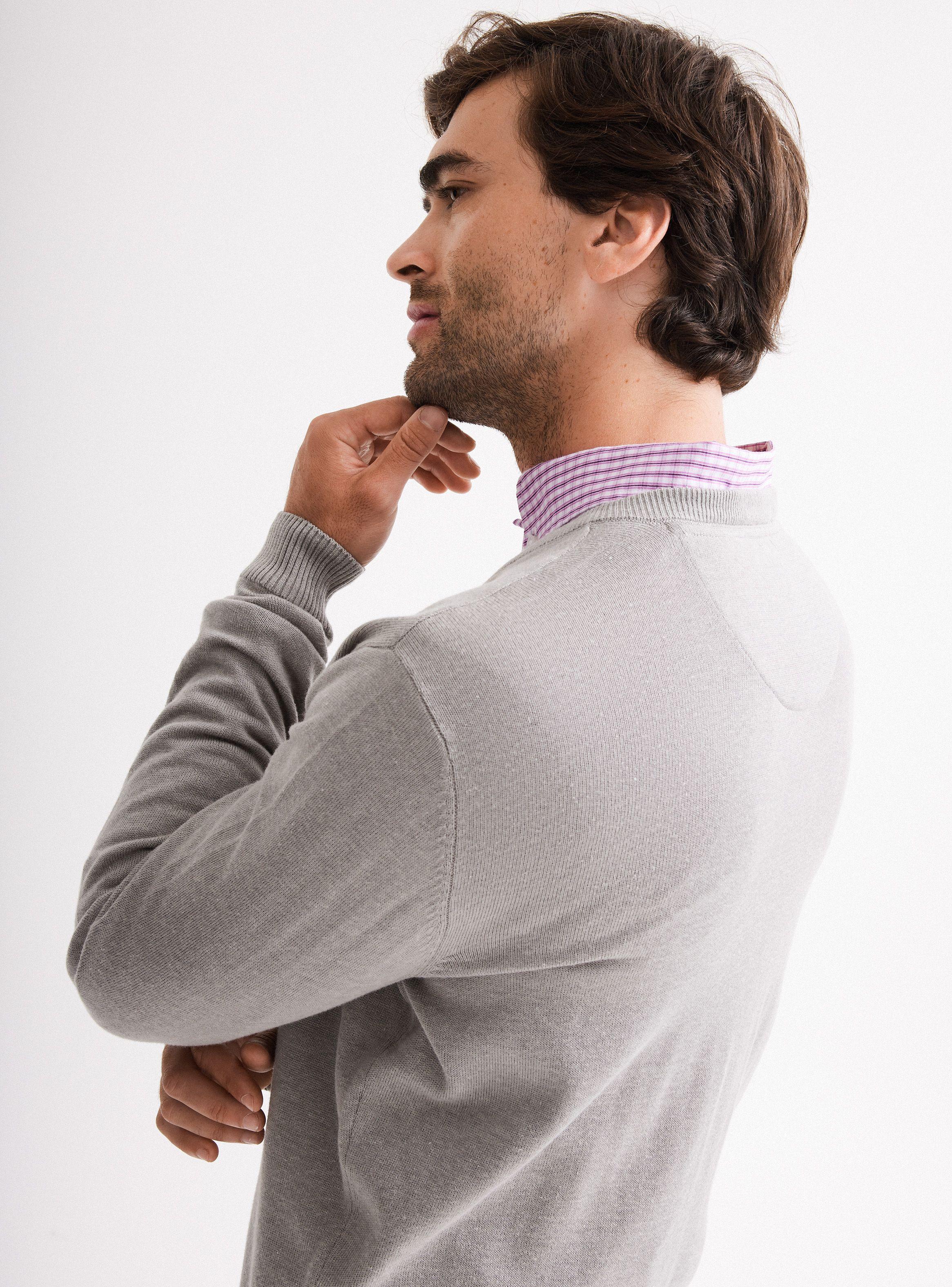 Sweater Bassic Cuello V-3