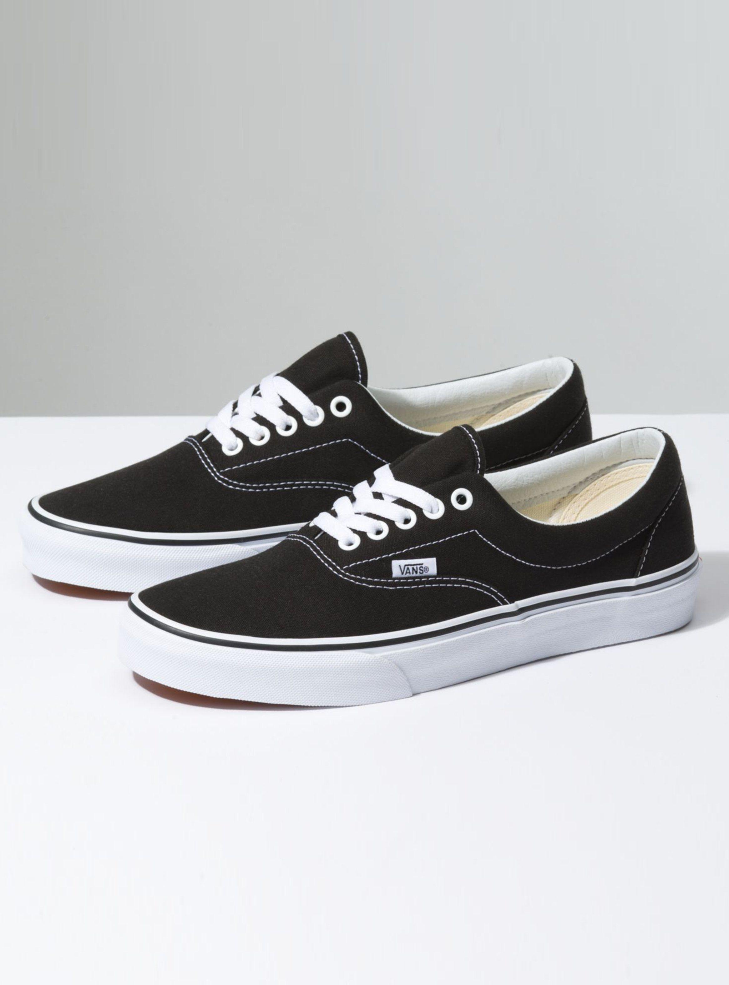Zapatilla Vans Urbana Vans Negra UA Era Mujer-0