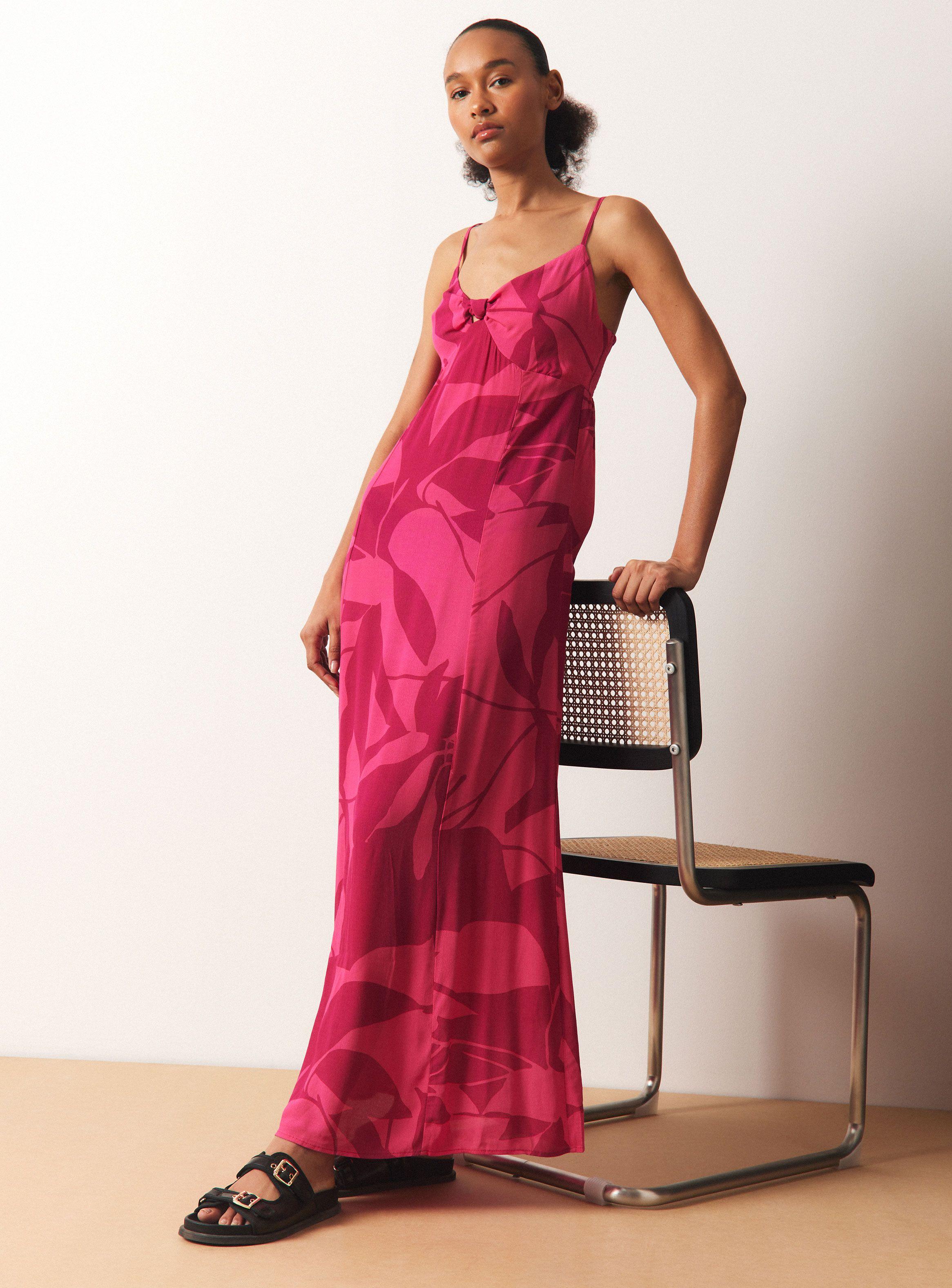 Vestido con Nudo en Escote-4