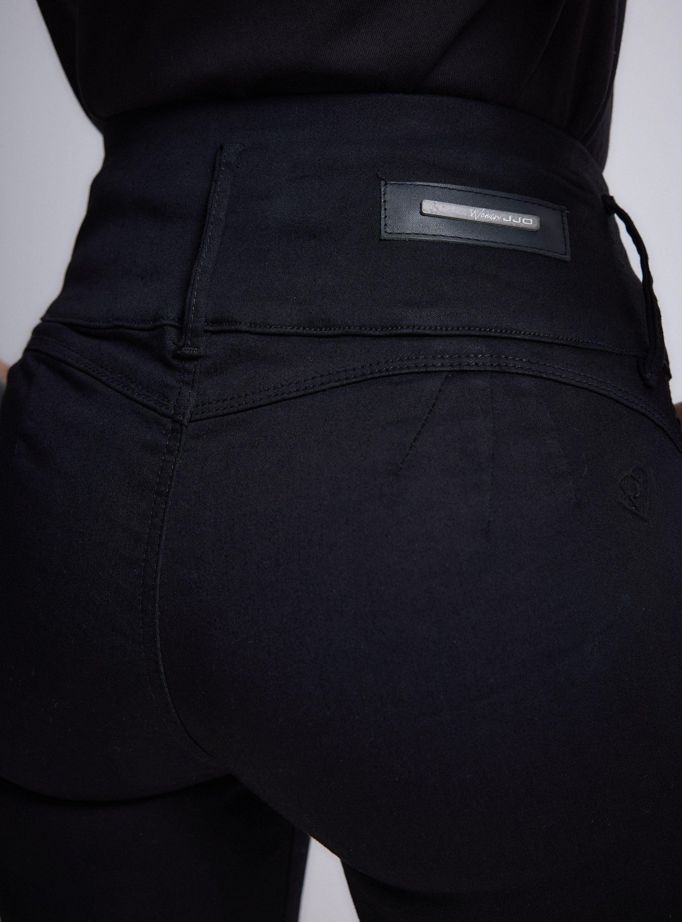 Jeans Negro 3 Botones sin Bolsillo Trasero-3