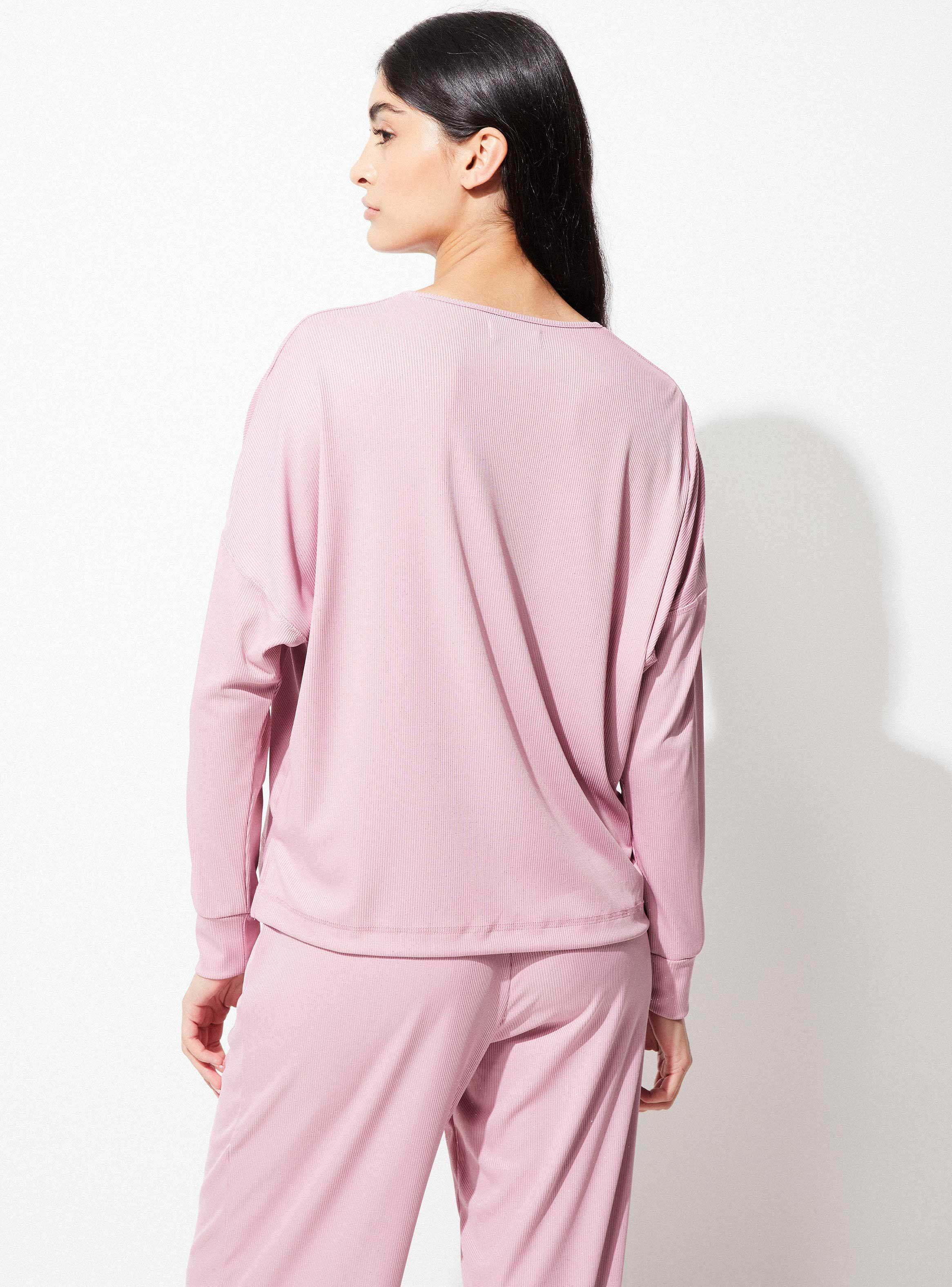 Pijama con Detalles de Glitter-1