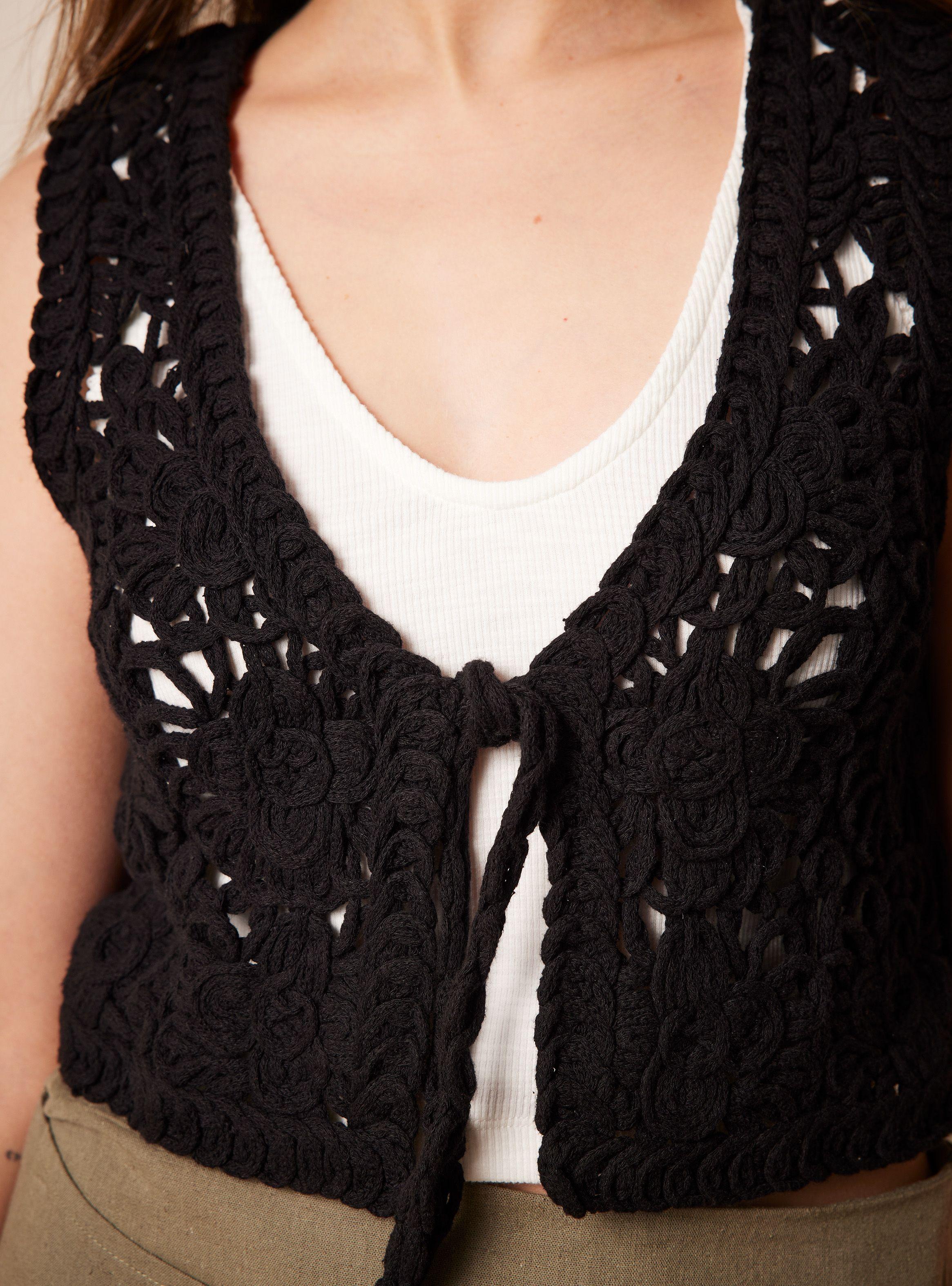 Chaqueta Tipo Bolero de Crochet-3