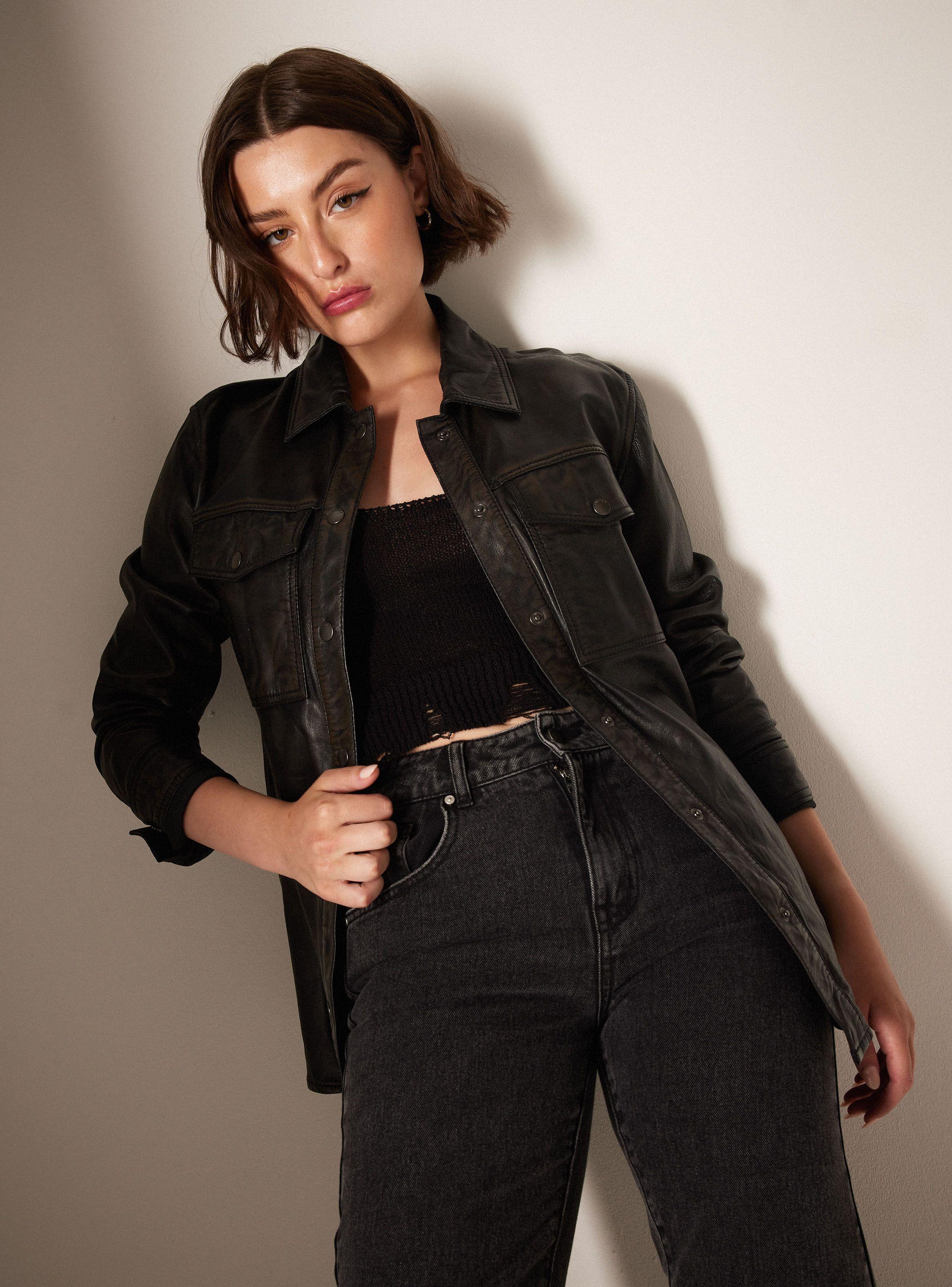 Blusa Sobrecamisa Lavada Con Broches  De Cuero-0
