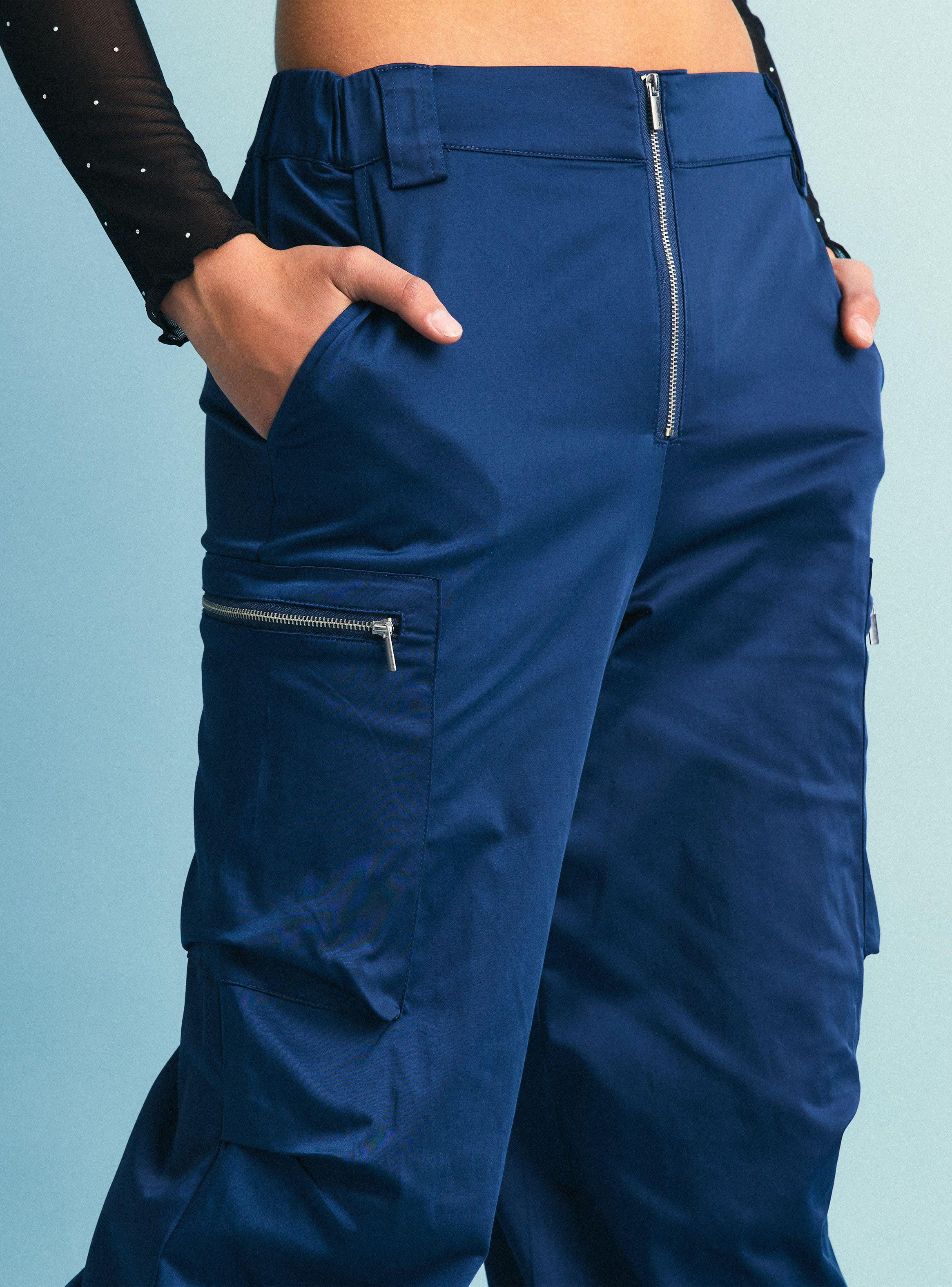Pantalón Cargo Satinado-2