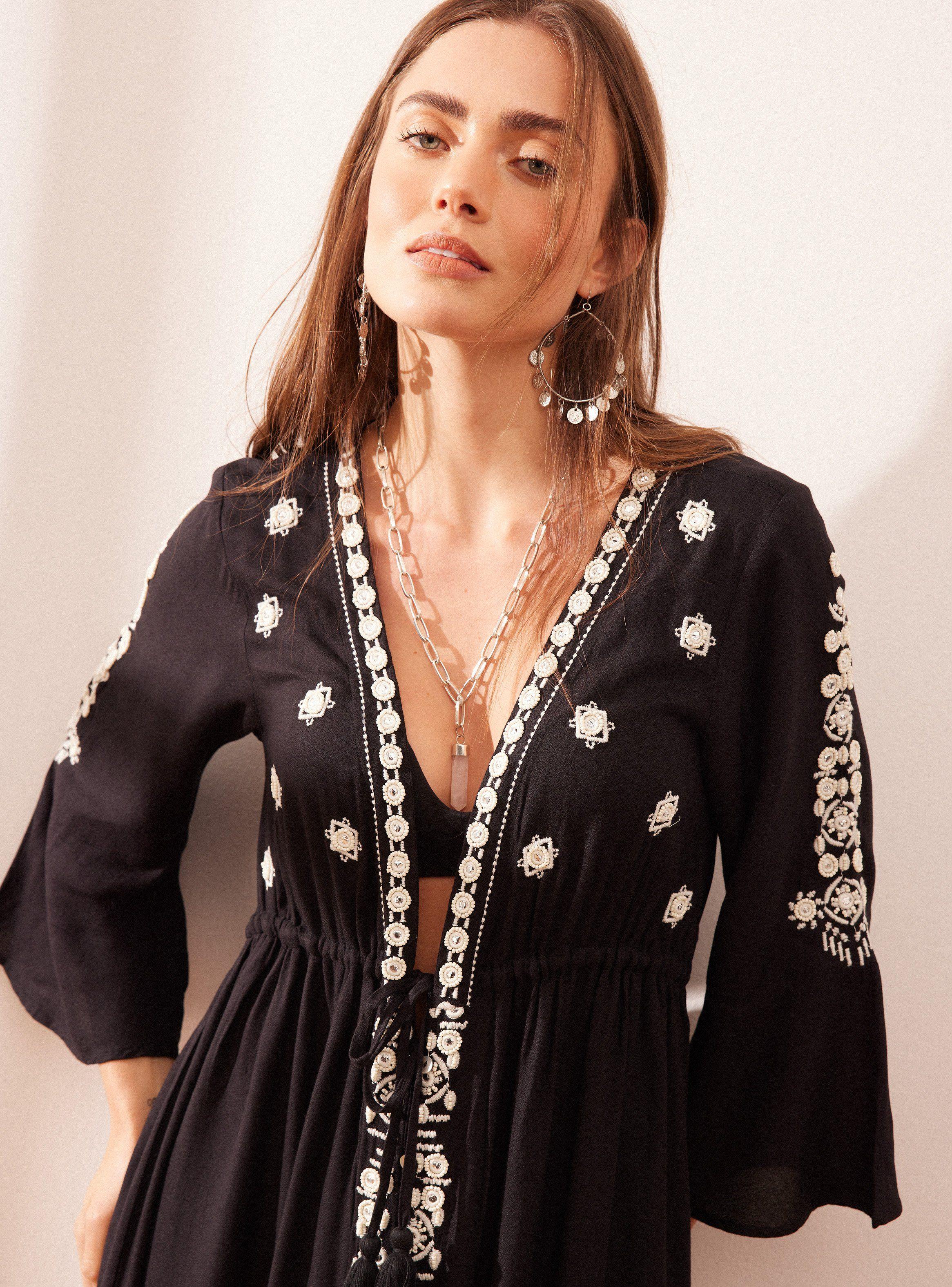 Blusa Bordado en Contratono-3