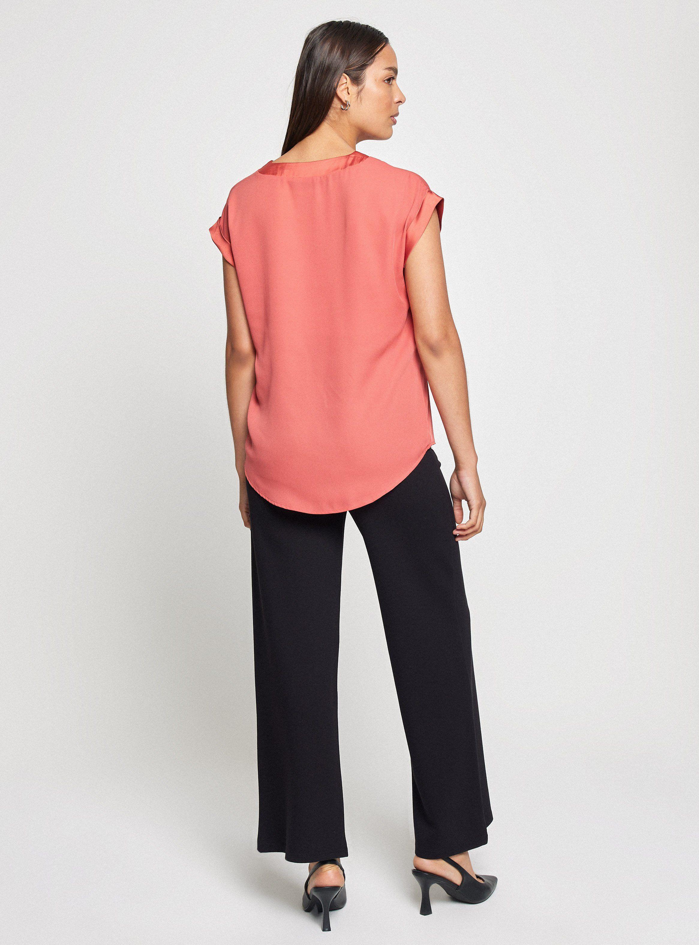 Blusa Gasa Con Escote Satinado-5