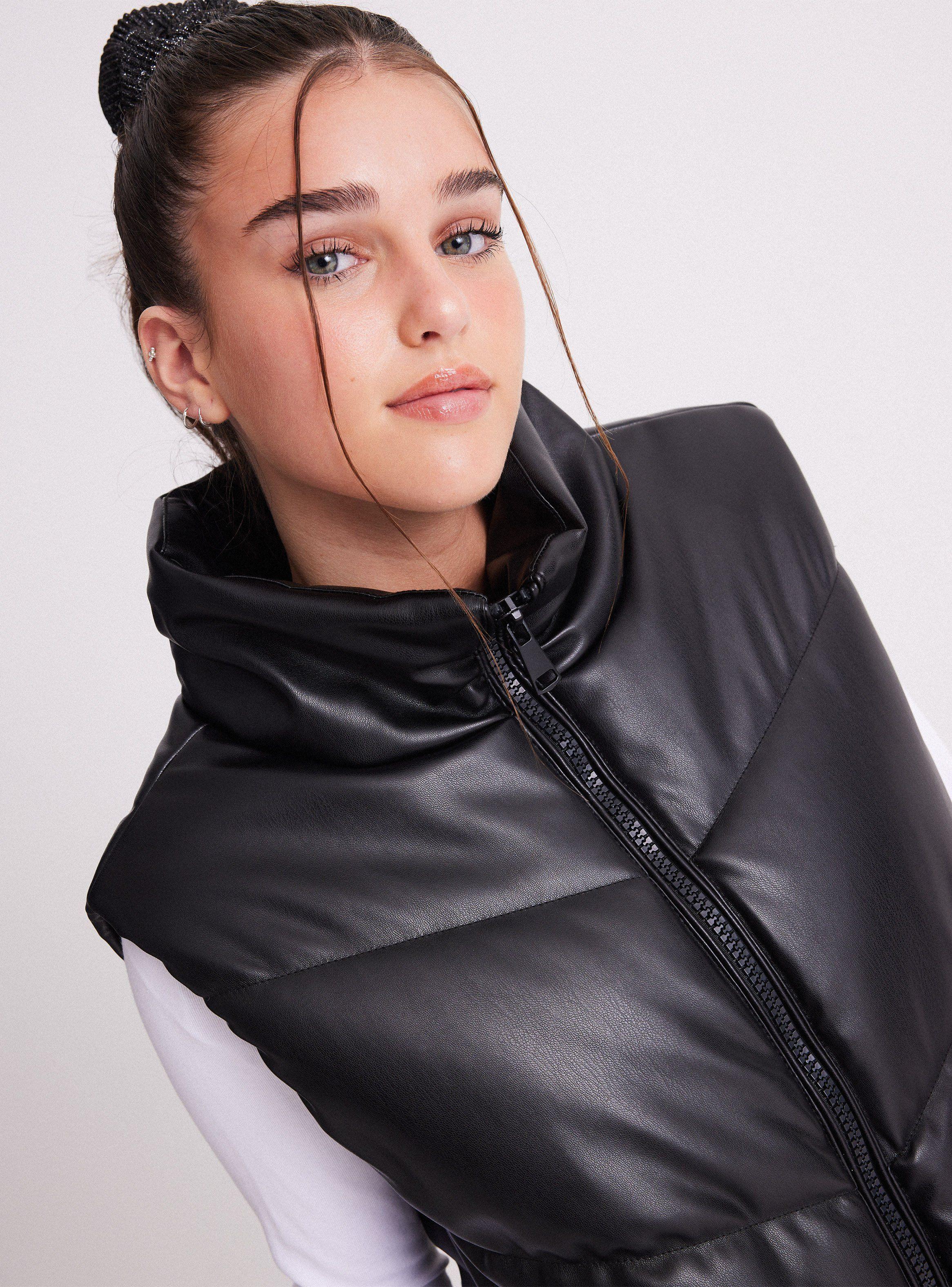 Parka Ecocuero Cuello Alto-3