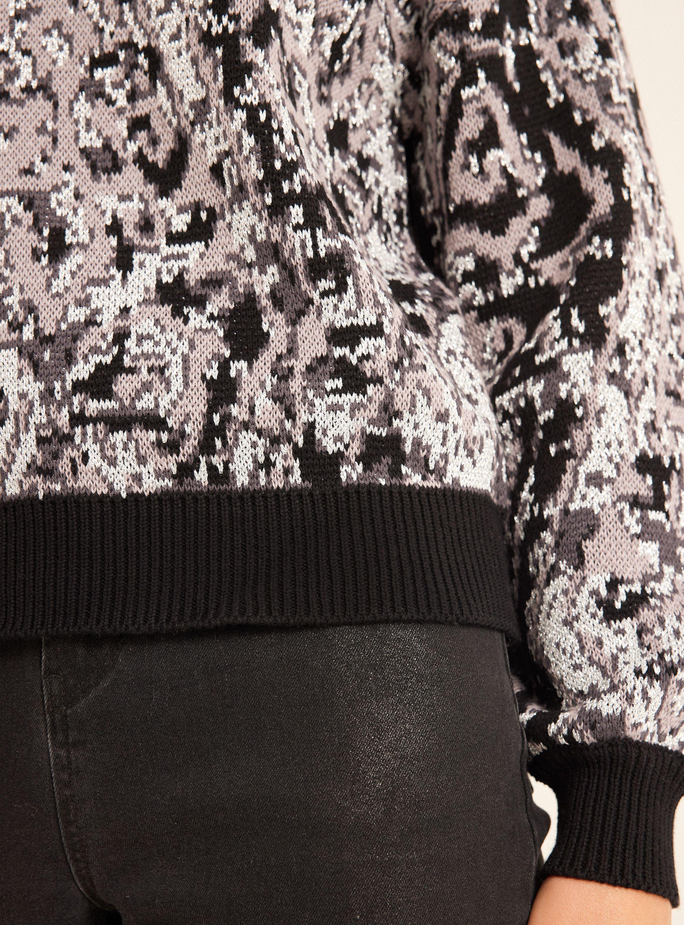 Sweater Jacquard Color en Cuello y Puños-3