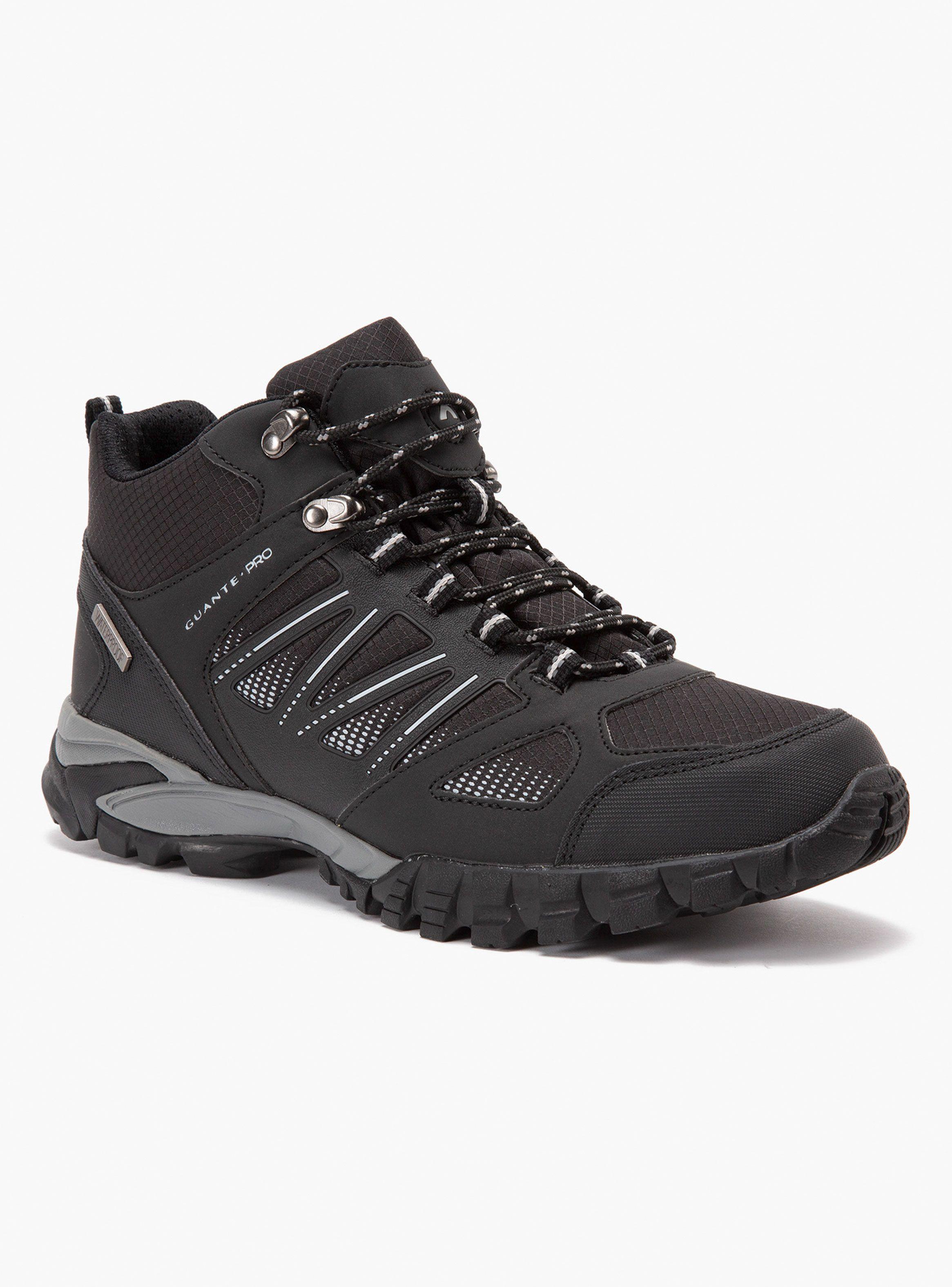 Zapatilla Outdoor Negro con Cordón Villarrica 34892 Hombre-1
