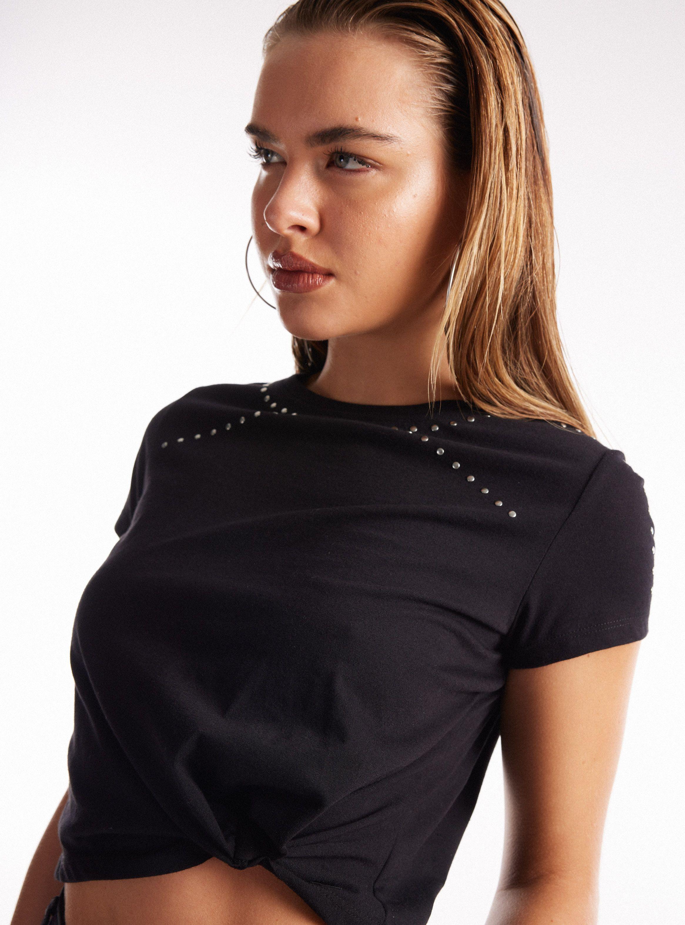 Polera con Nudo Lateral Tachas en Hombros y Mangas-3