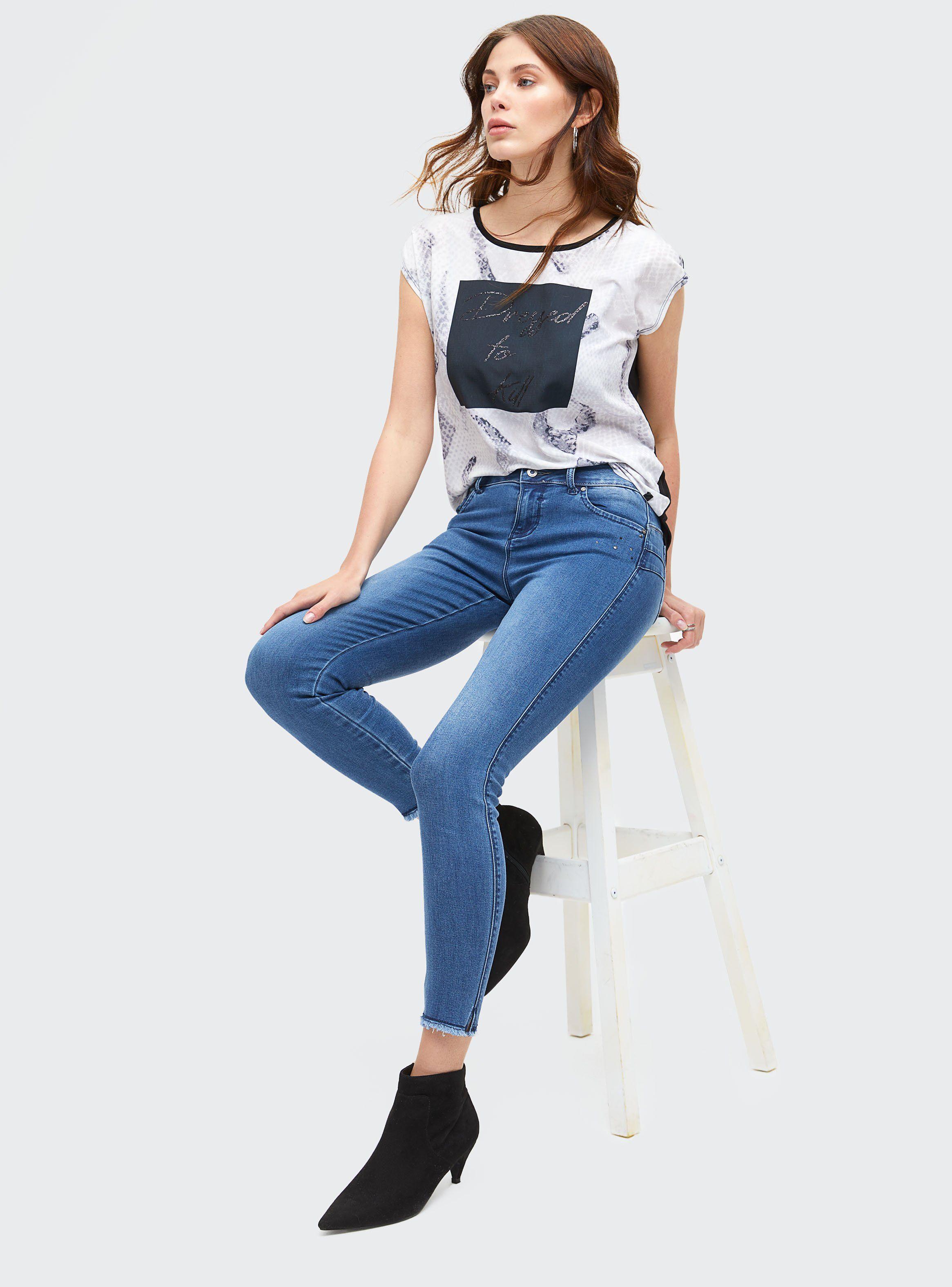 Jeans Super Skinny con Basta Recortada-3