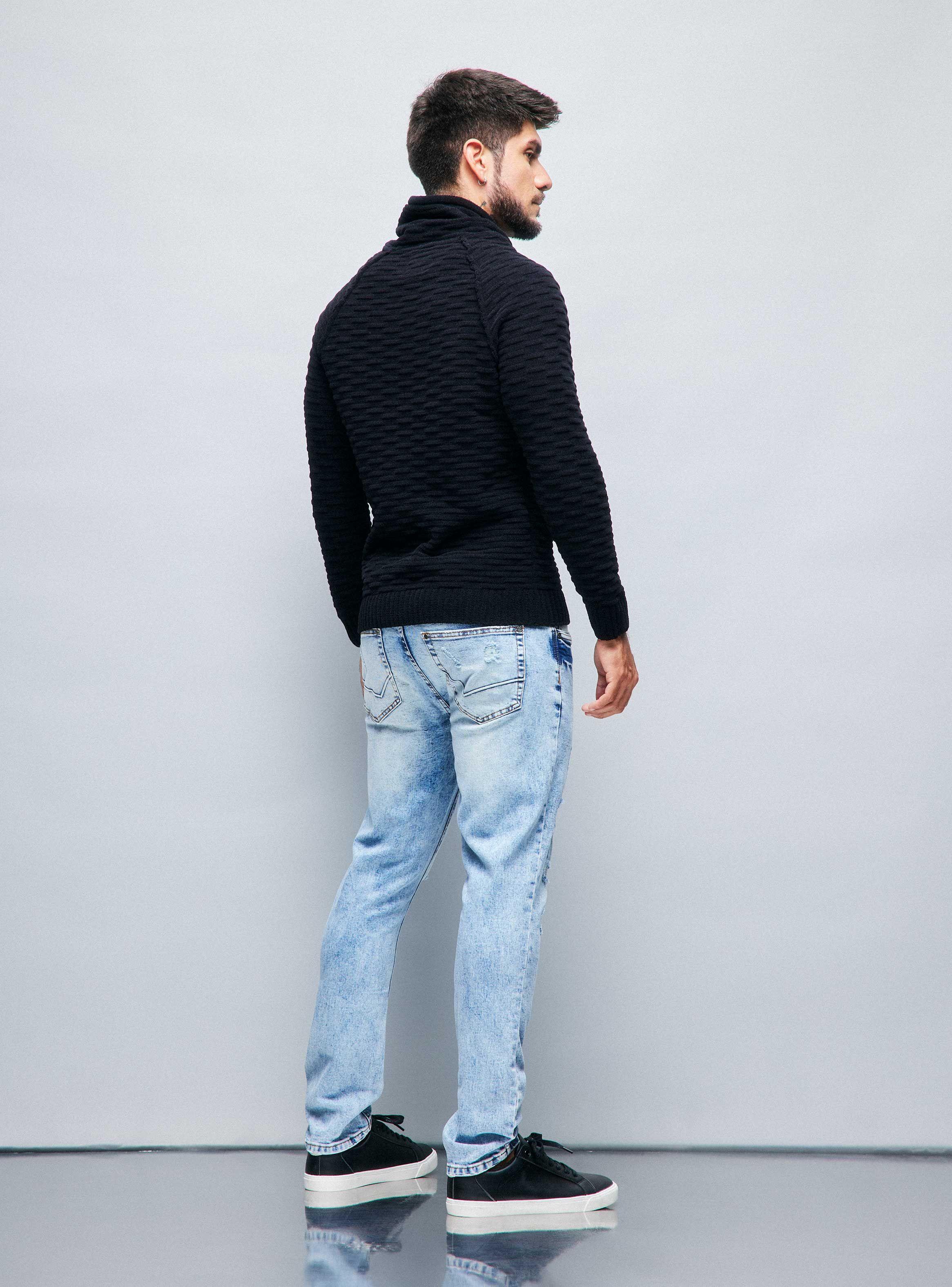 Sweater Punto Texturado Cuello Alto Cruzado-5