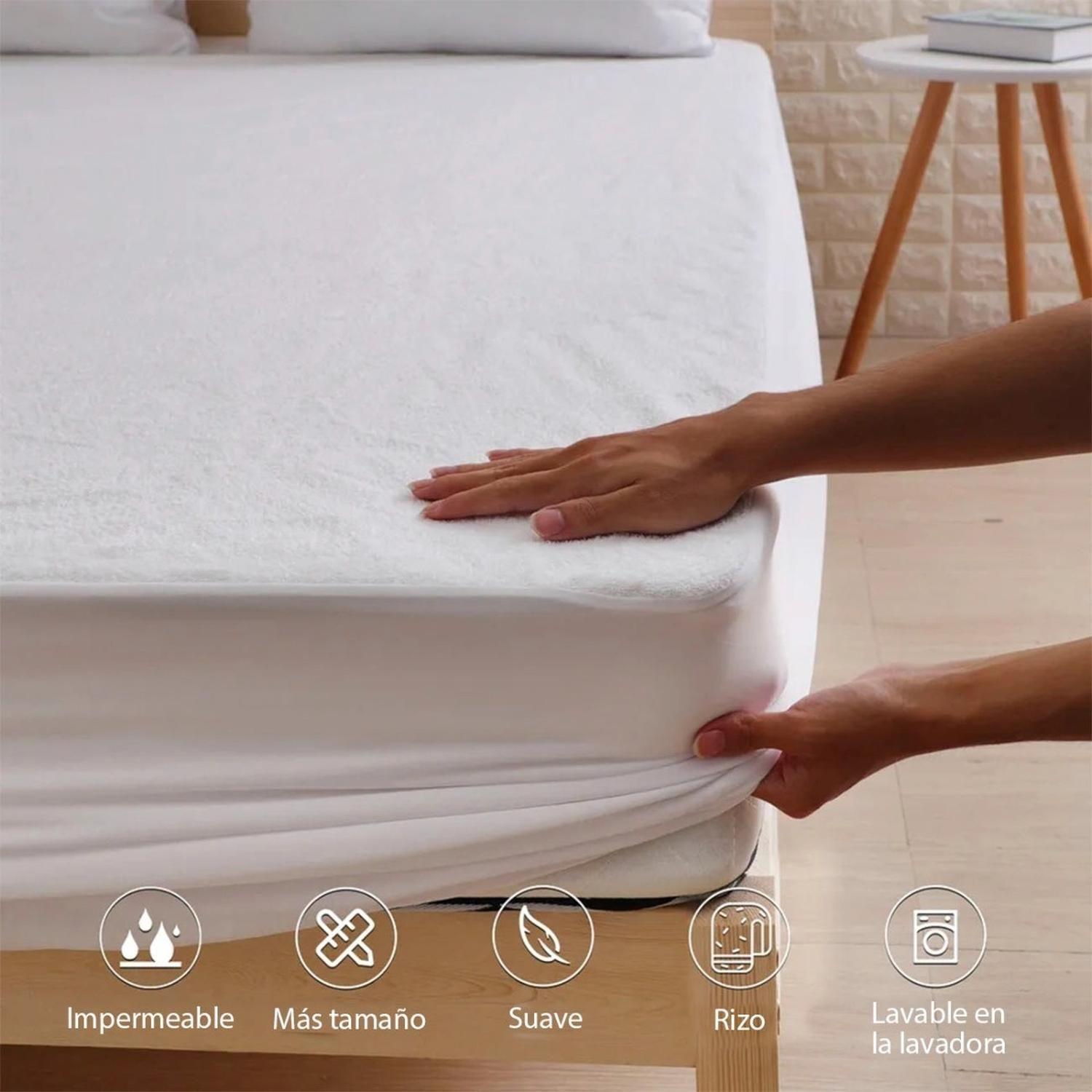 Cubrecolchon Protector Impermeable Blanco 3.0 Plazas-1