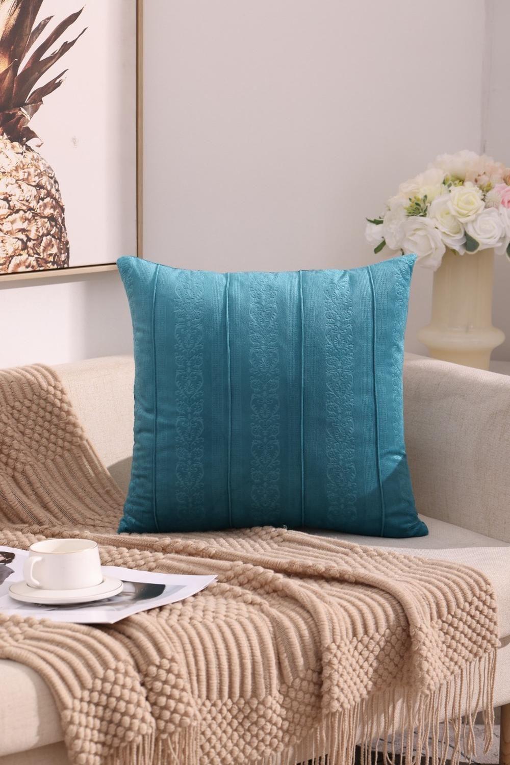 Funda De Cojin Decorativa Modelo Terciopelo Lineas-0