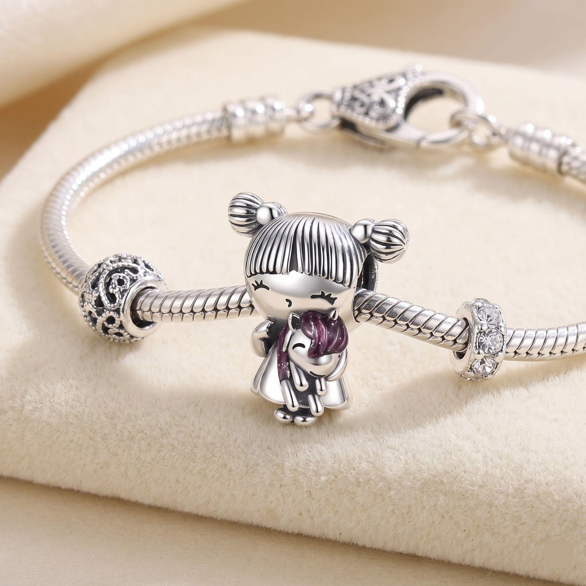 Charm Dije Plata 925 Niña Con Peluche Unicornio-2