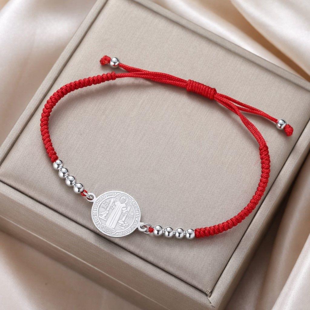 Pulsera Medalla San Benito Hilo Rojo y Acero Plateado-3