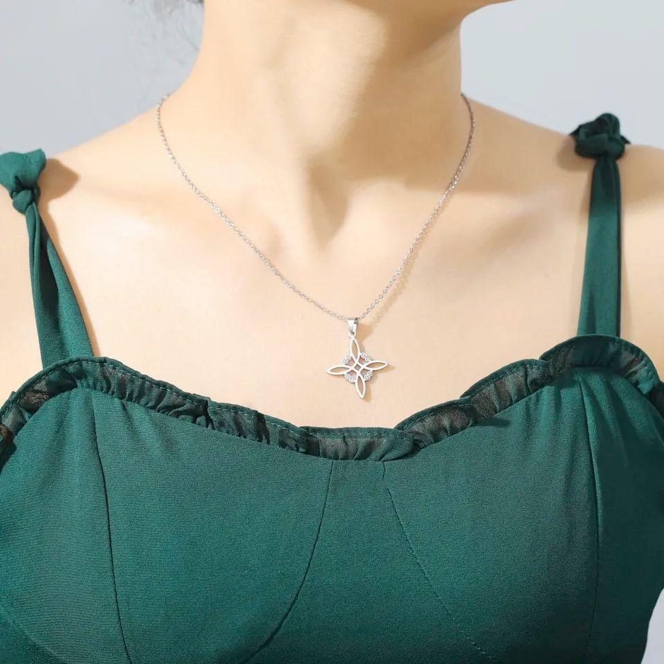 Colgante Collar Nudo de Bruja Acero Plateado-5