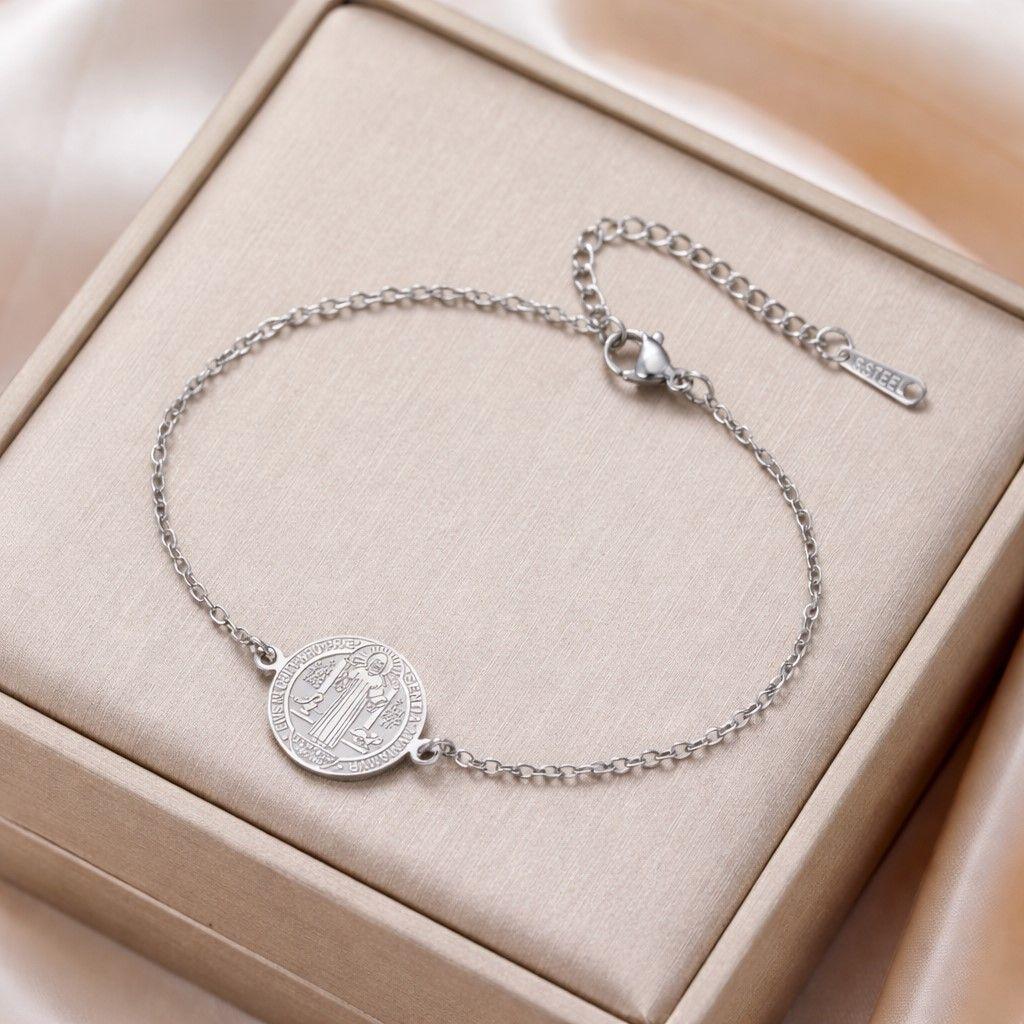 Pulsera Medalla San Benito Acero Plateada-4