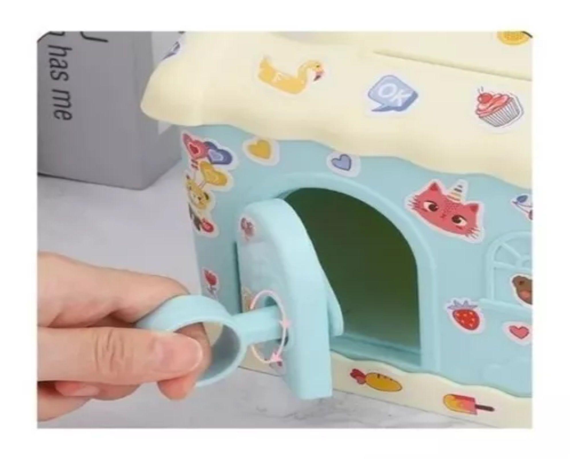 Alcancía En Forma De Casa Kawaii -1