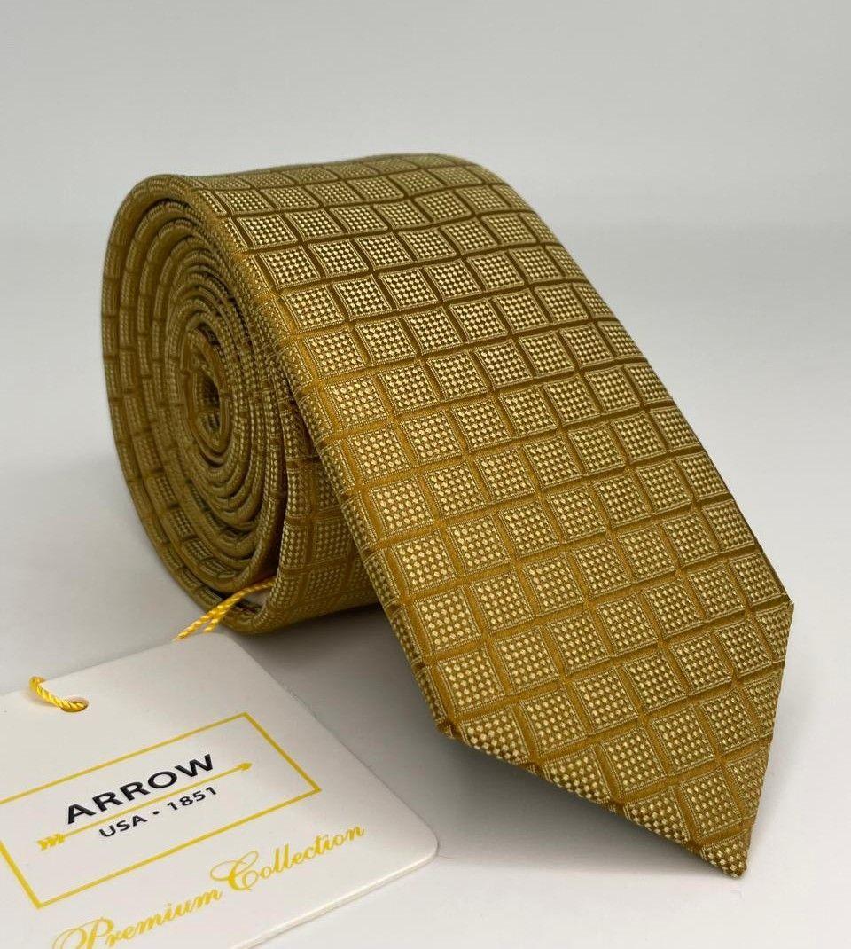 Corbata color mostaza con diseño cuadrille-0