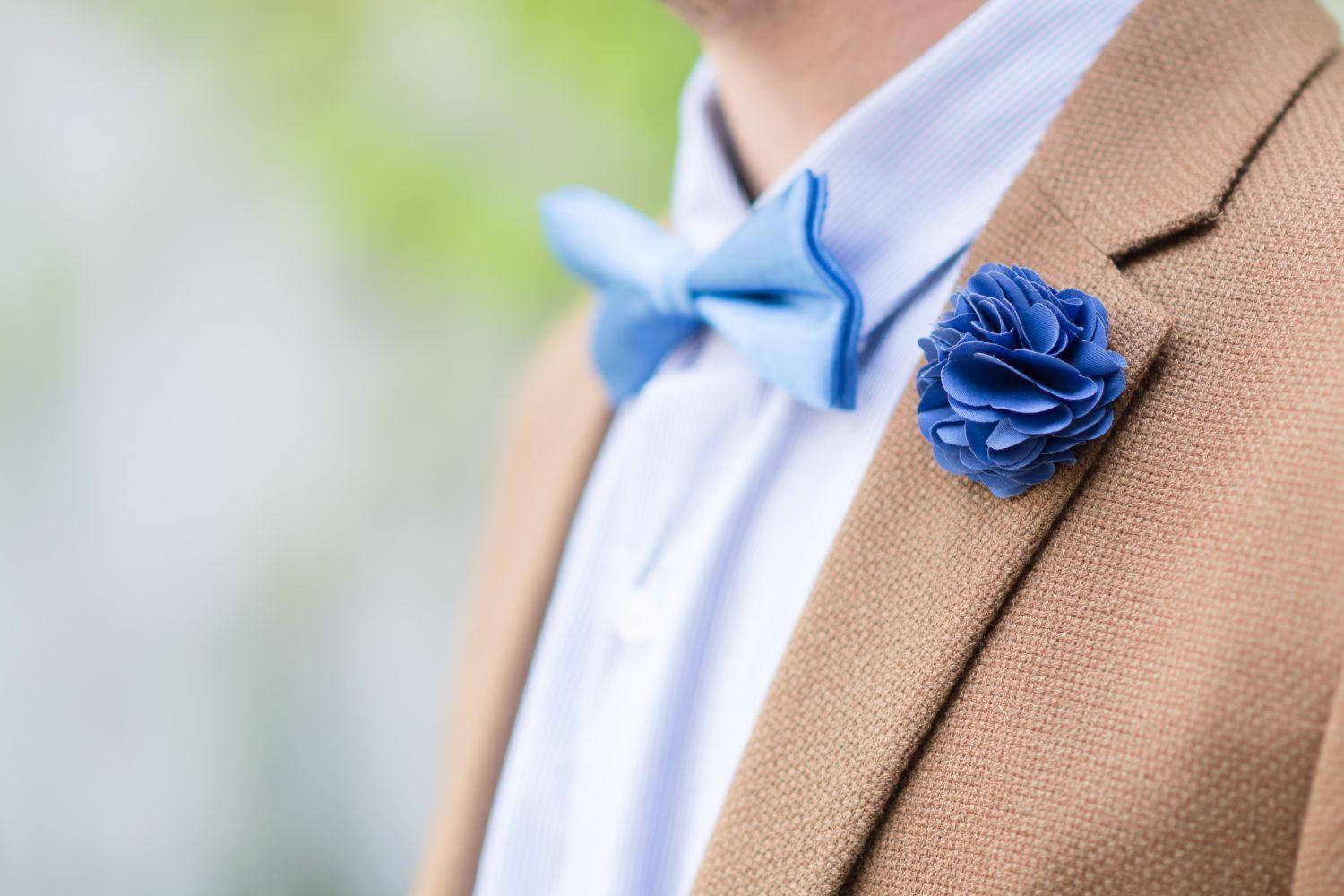 Pin de flores para saco -2