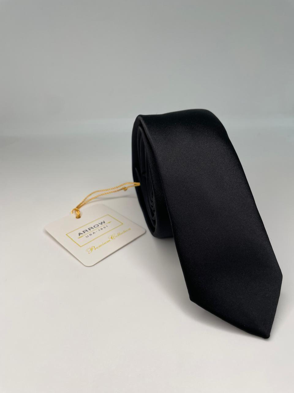 Corbata color negro-0