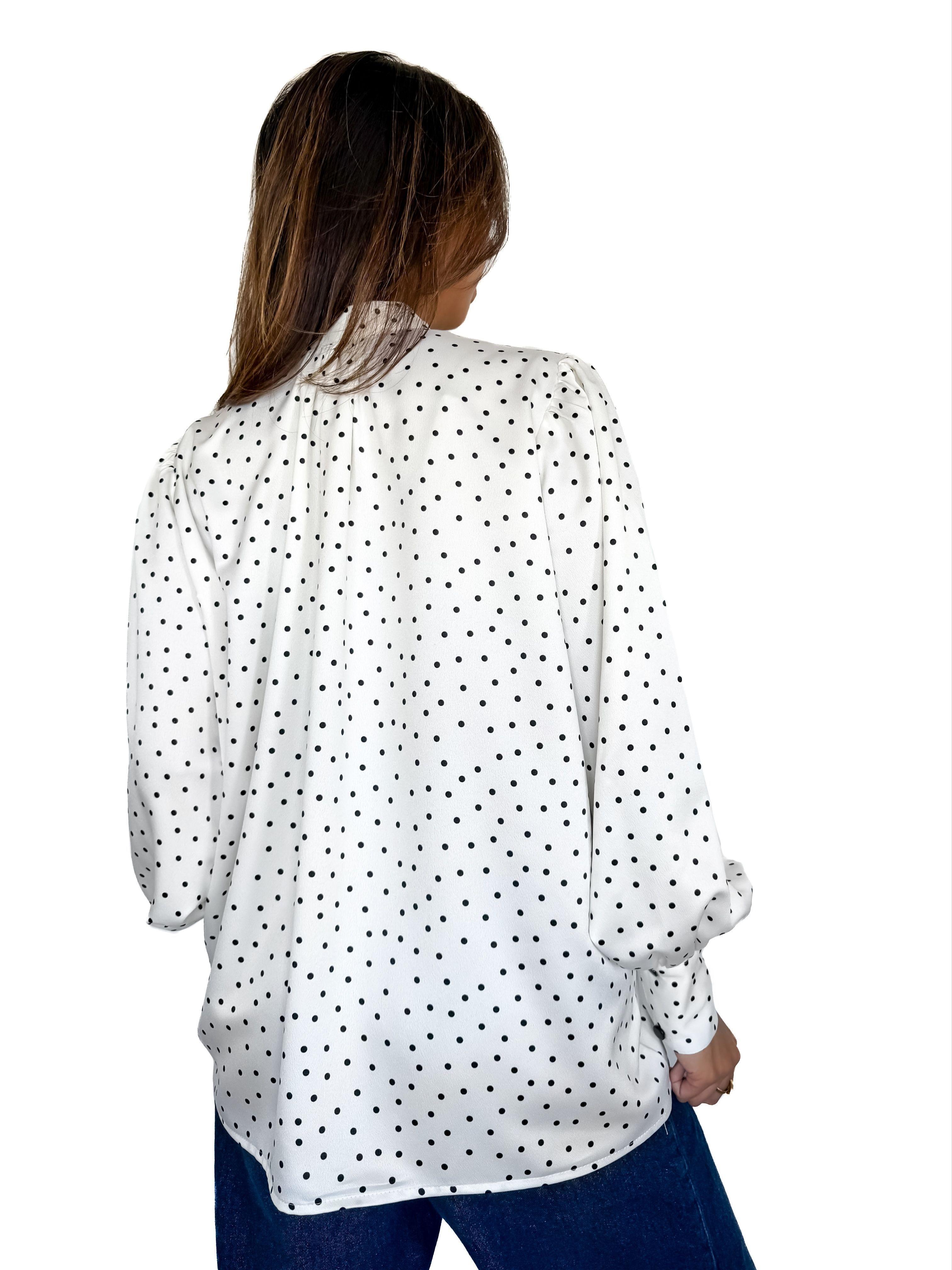 Blusa blanca con puntos negros y lazo para mujer - Tómame Sentido-5