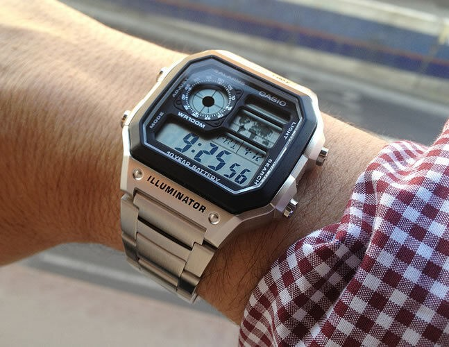 Reloj casio AE-1200WHD-1AVDF-5