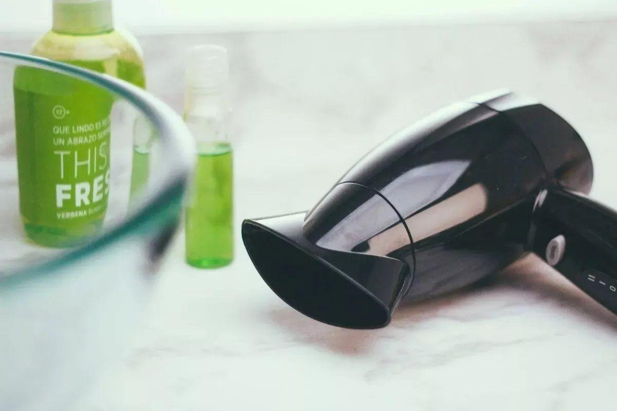 Secador Gama Eolic Travel Plegable 1200w/1600w Negro SEC-4