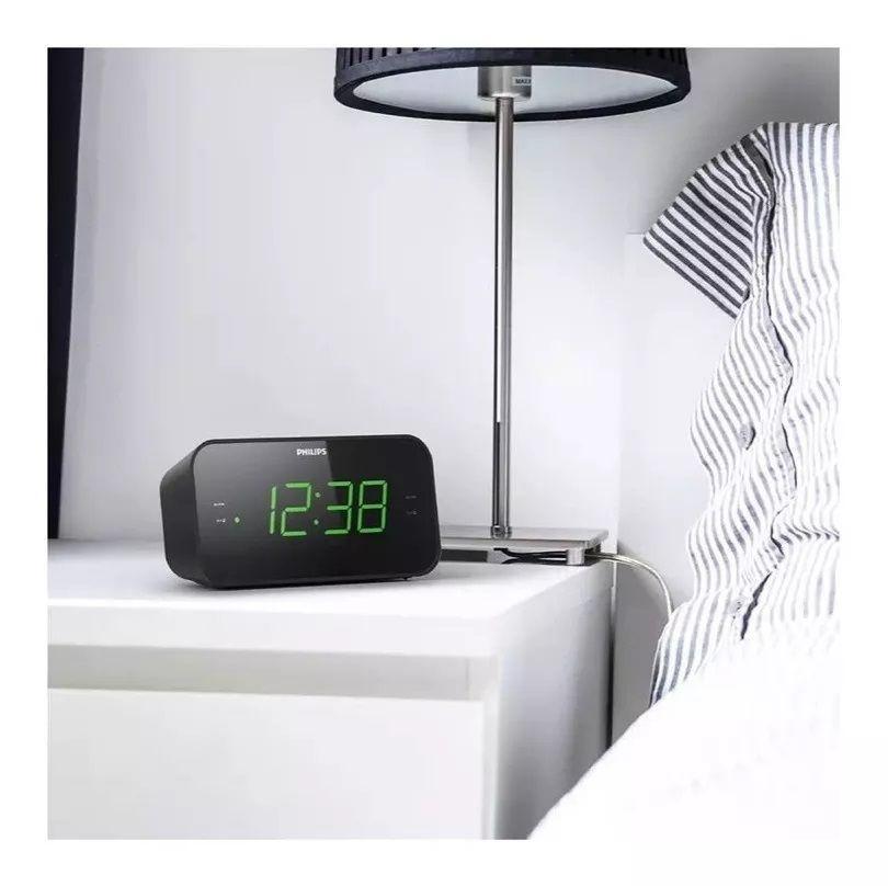 Radio Reloj Despertador Philips Tar3306 Negro Serie 3000-3