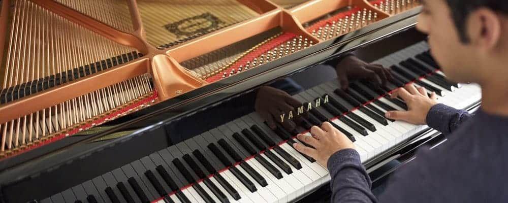 Piano Acustico De Cola Con Sillin GB1K Polished Ebony - Yamaha-2