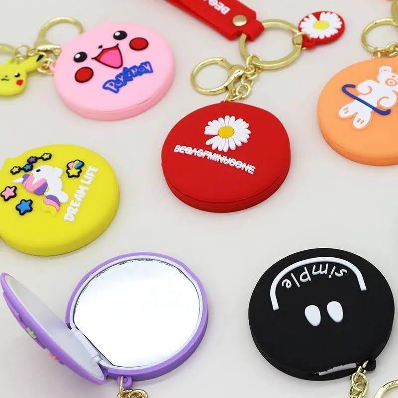 Llavero Con Espejo Plegable Diseño Kawaii Portatil -3