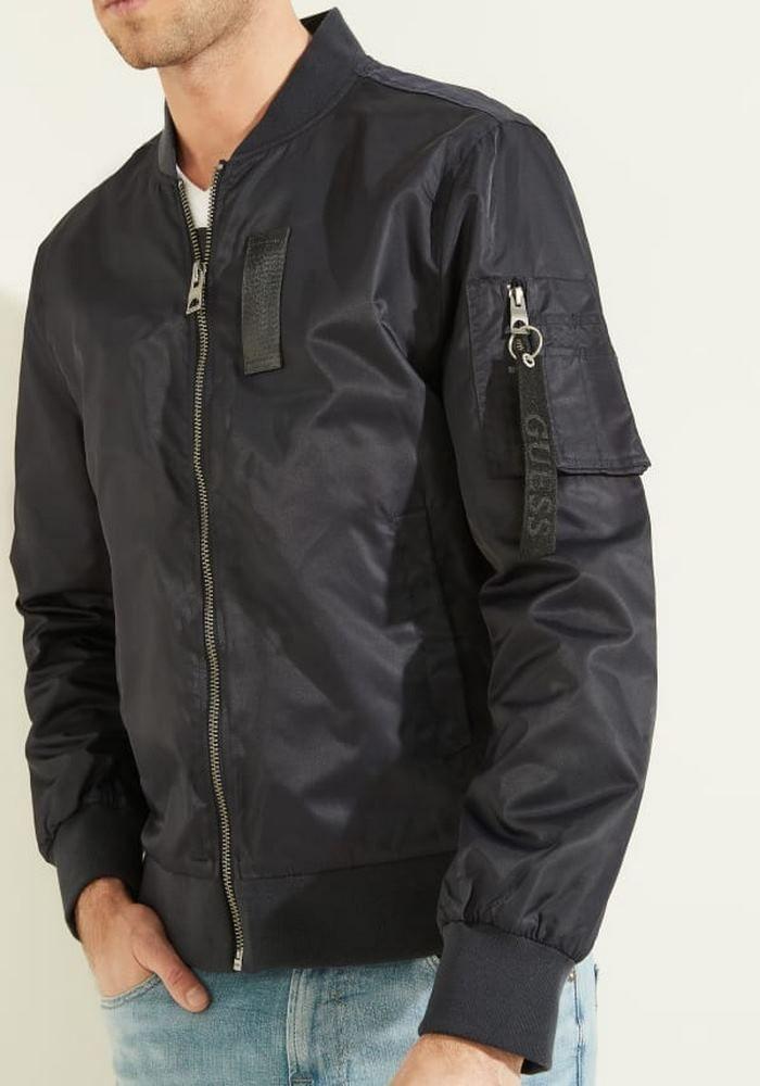Chaqueta Guess Exo Nylon Bomber Jkt G7V2 Negro-1