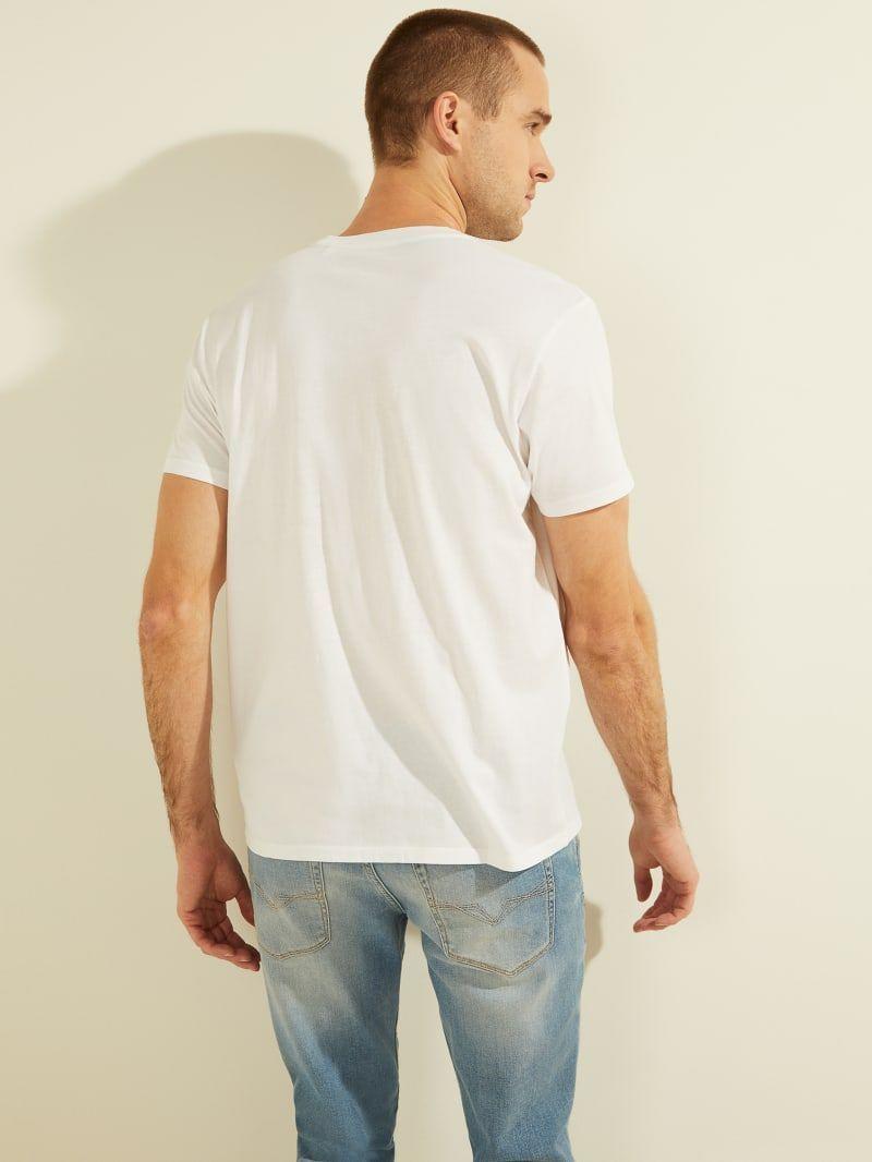 Polera Guess Ss Guess Graffiti Photo Tee-2