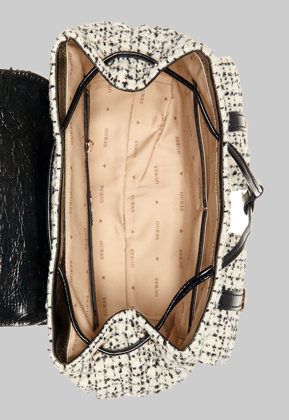 Mochila Guess Adam Flap Backpack Bkw Negro-3