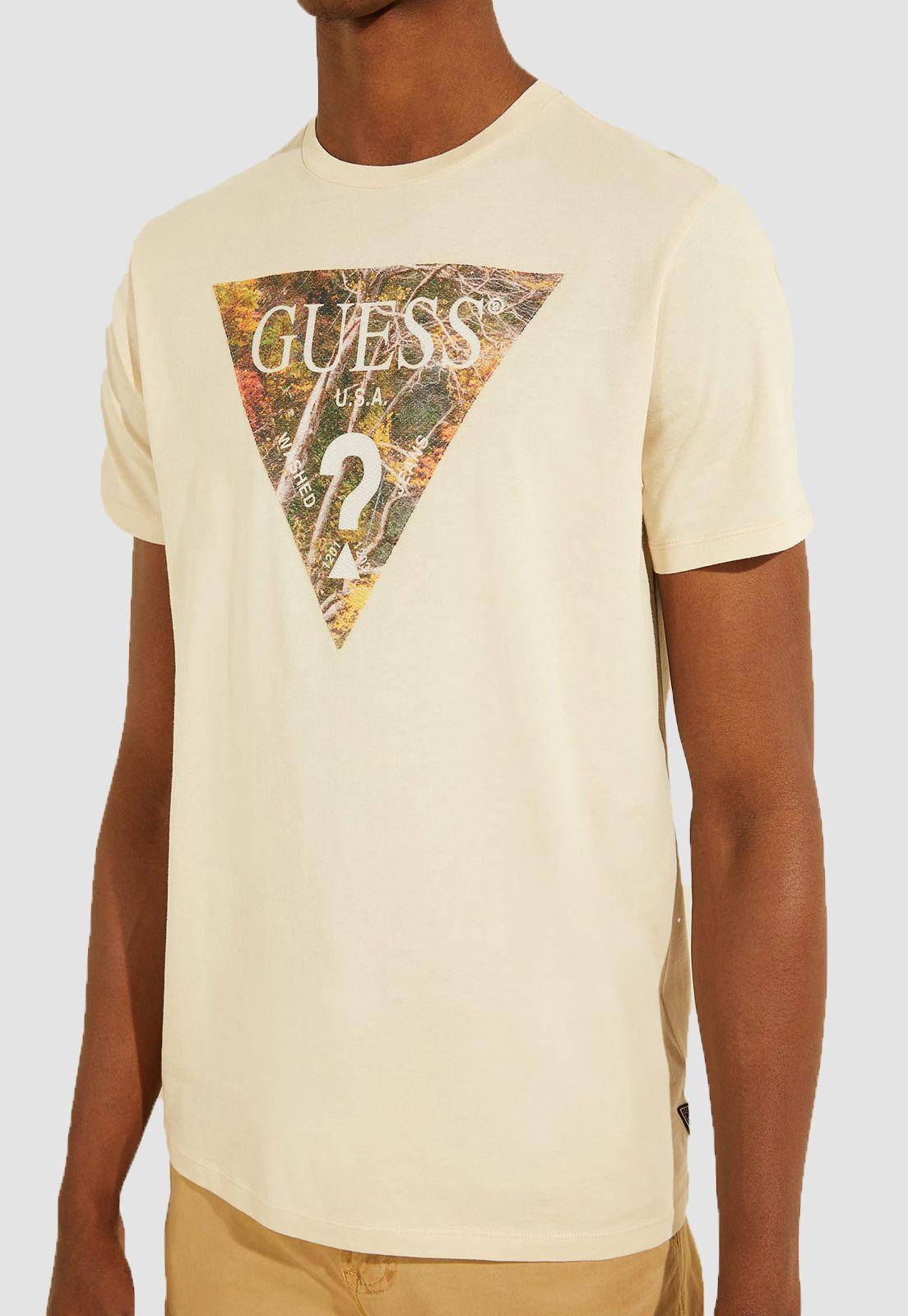 Polera Guess Ss Scenic Triangle Logo-2
