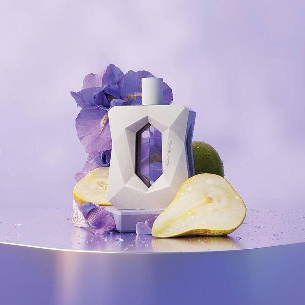 Perfume God Is A Woman edp 100ml ( Caja Blanca)-2